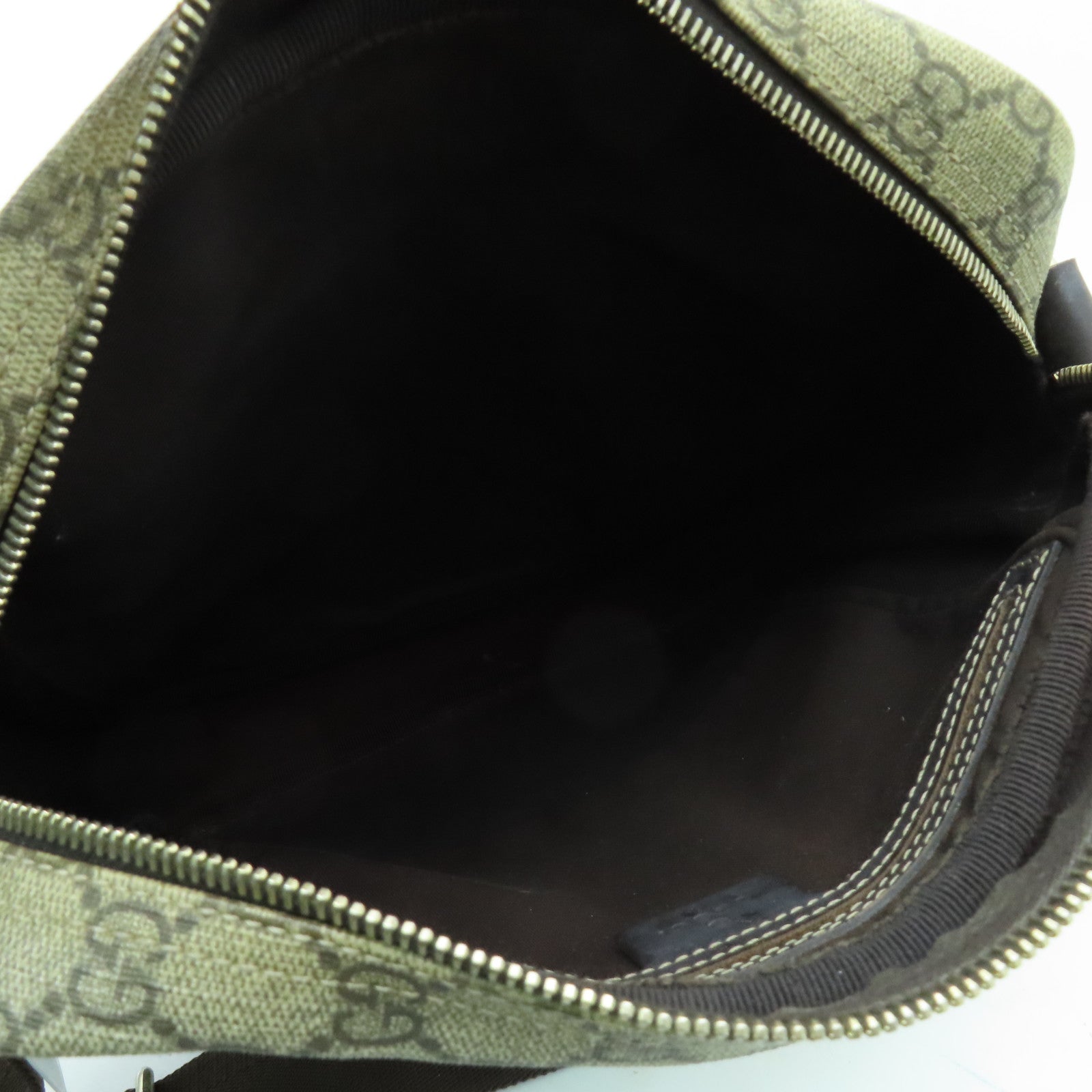 GUCCI 塗層帆布Shoulder Bag金扣肩背袋啡色