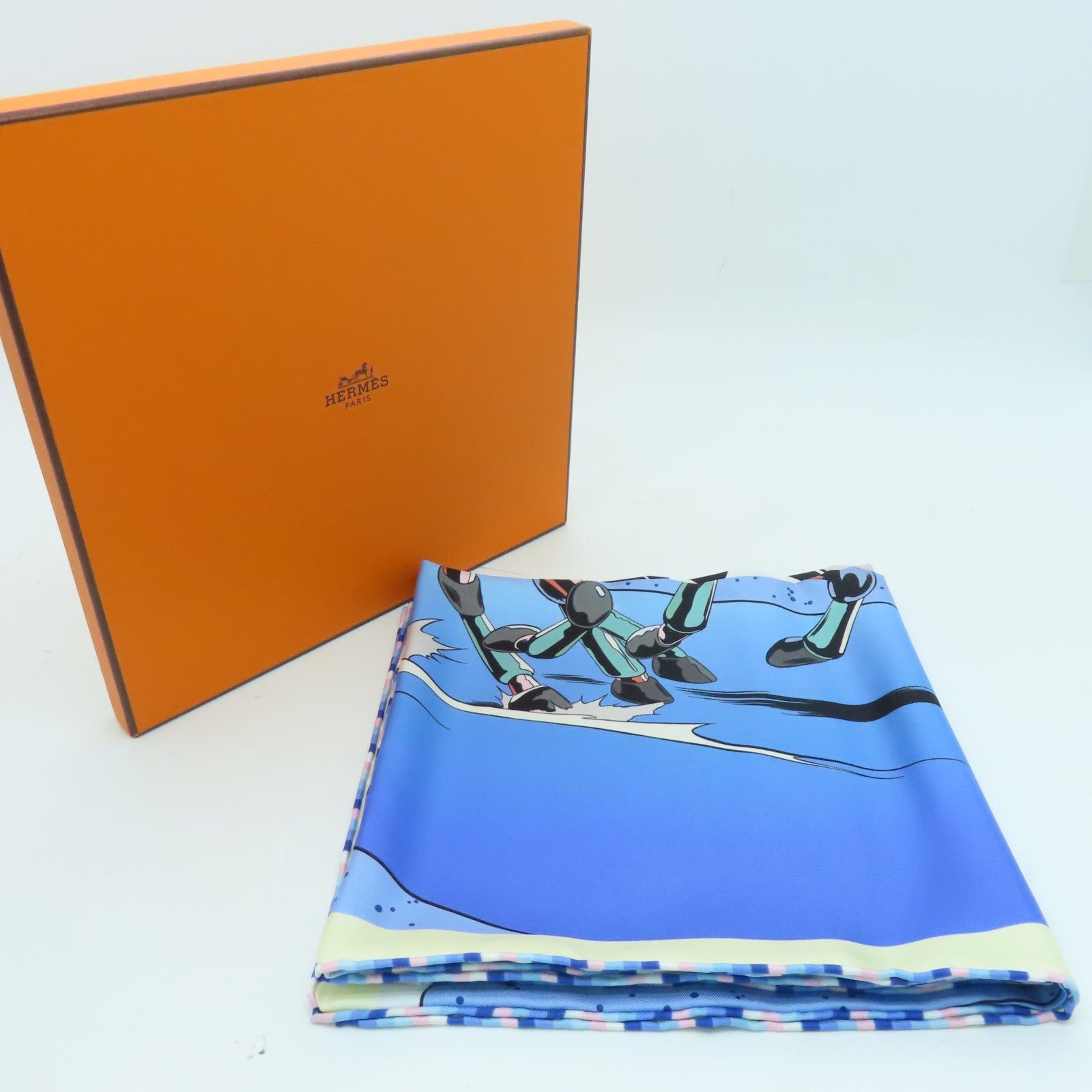 HERMES 【激減優惠】絲質Scarf 90x90絲巾藍色/多色
