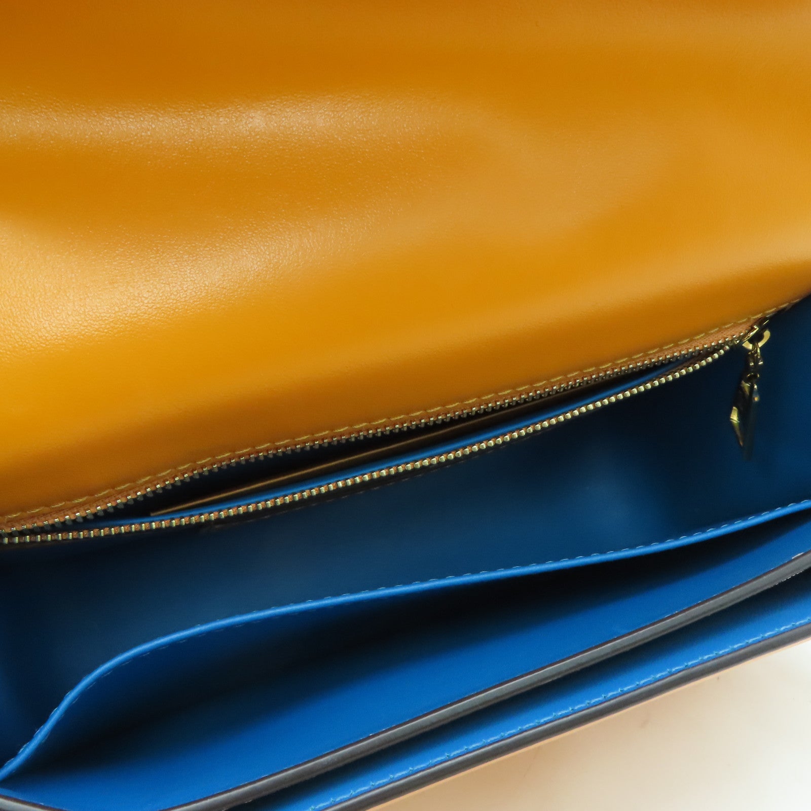 LOUIS VUITTON 【激减优惠】牛皮皮革Point 9金扣肩背袋黄色