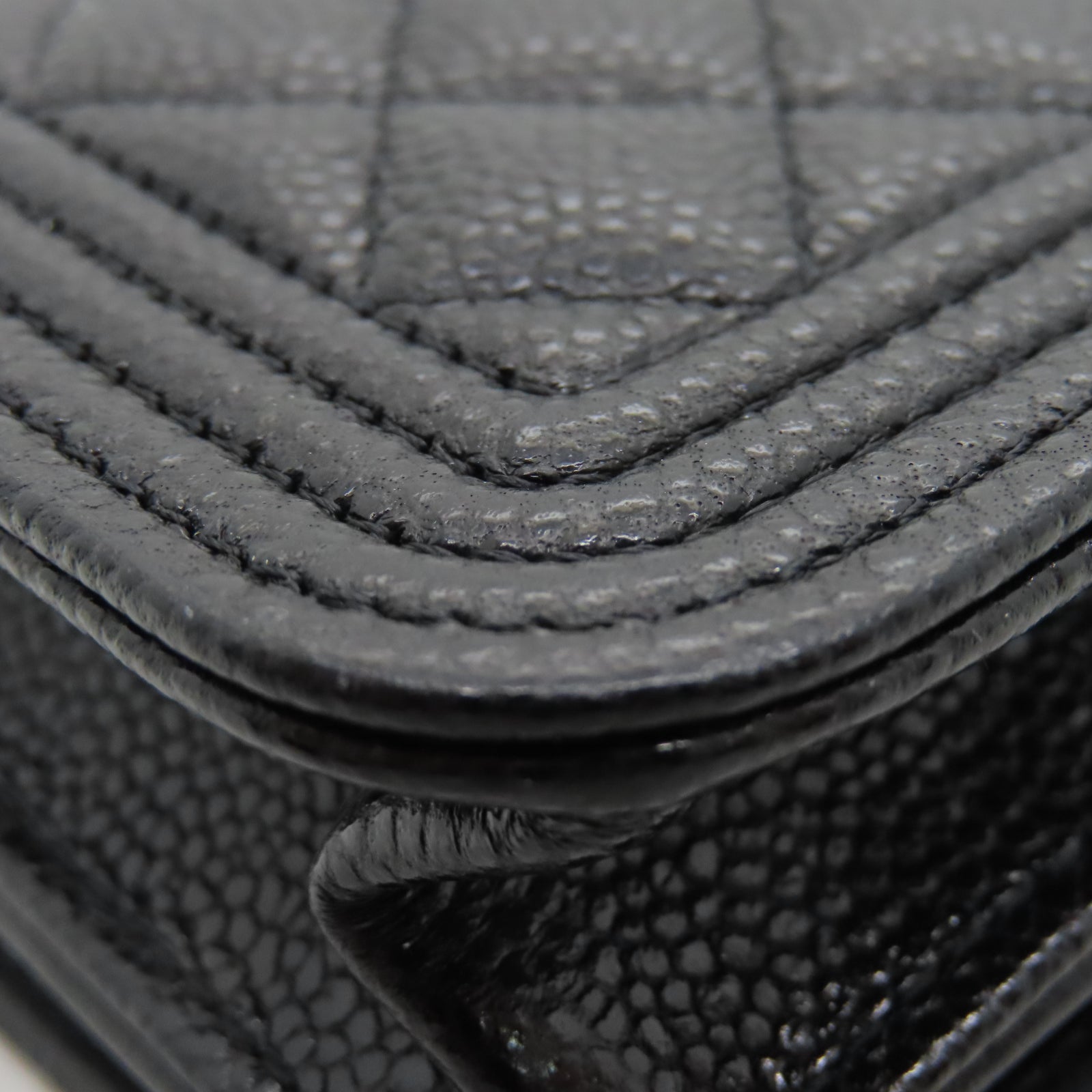 CHANEL 菱格Caviar皮革Waist Bag金扣链带腰包黑色