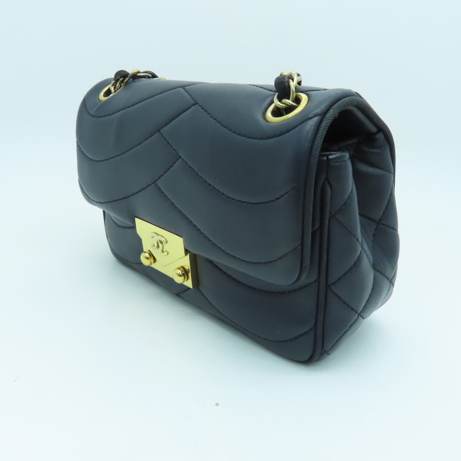 CHANEL 【激減優惠】羊皮皮革Chain Shoulder金扣肩背袋藍色
