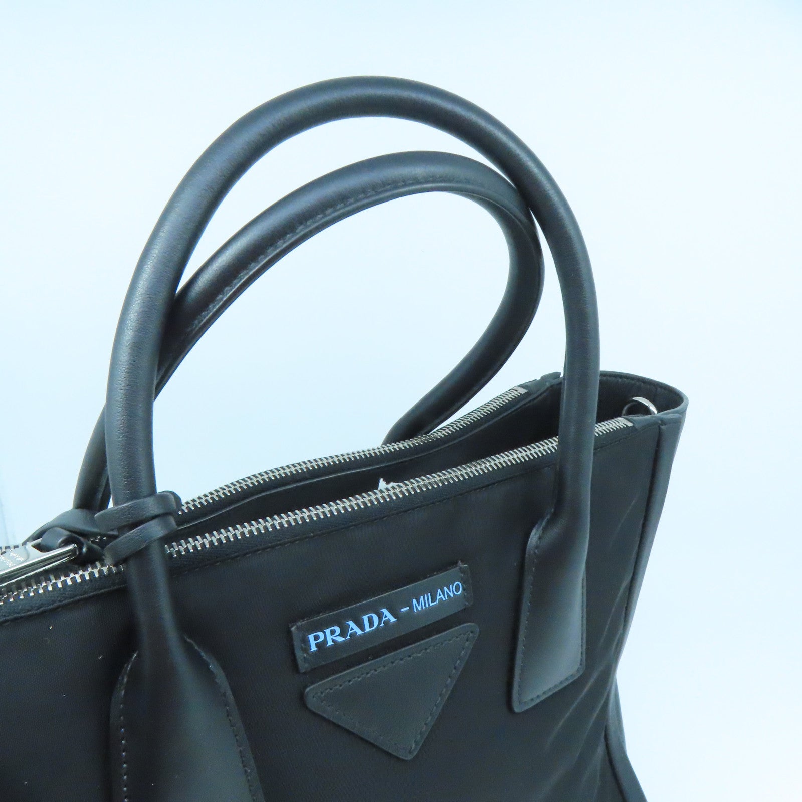PRADA 尼龙/牛皮皮革2way Shoulder Bag银扣手挽肩背两用袋黑色