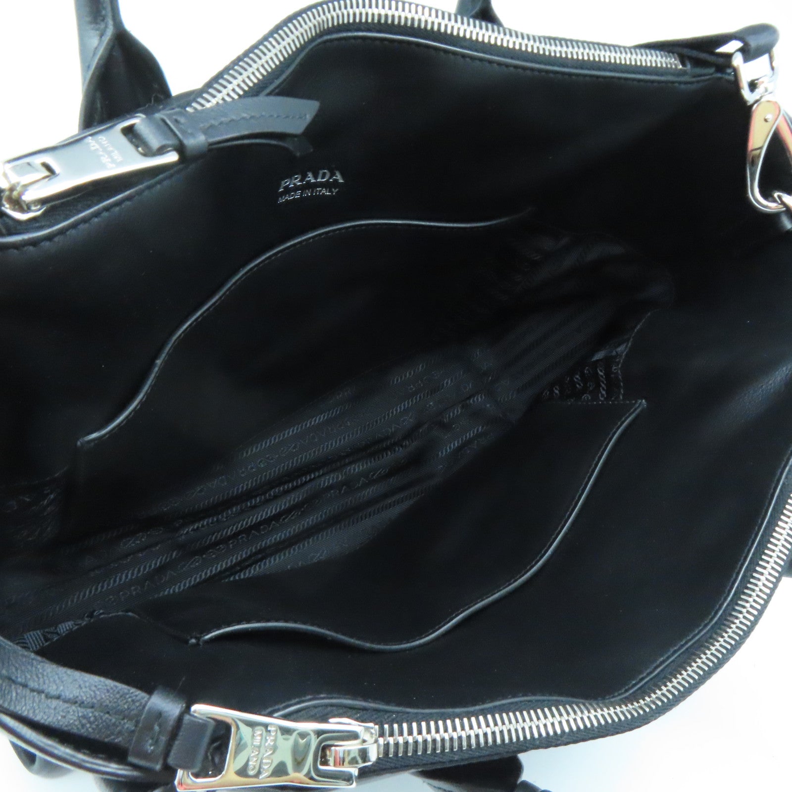PRADA 尼龙/牛皮皮革2way Shoulder Bag银扣手挽肩背两用袋黑色