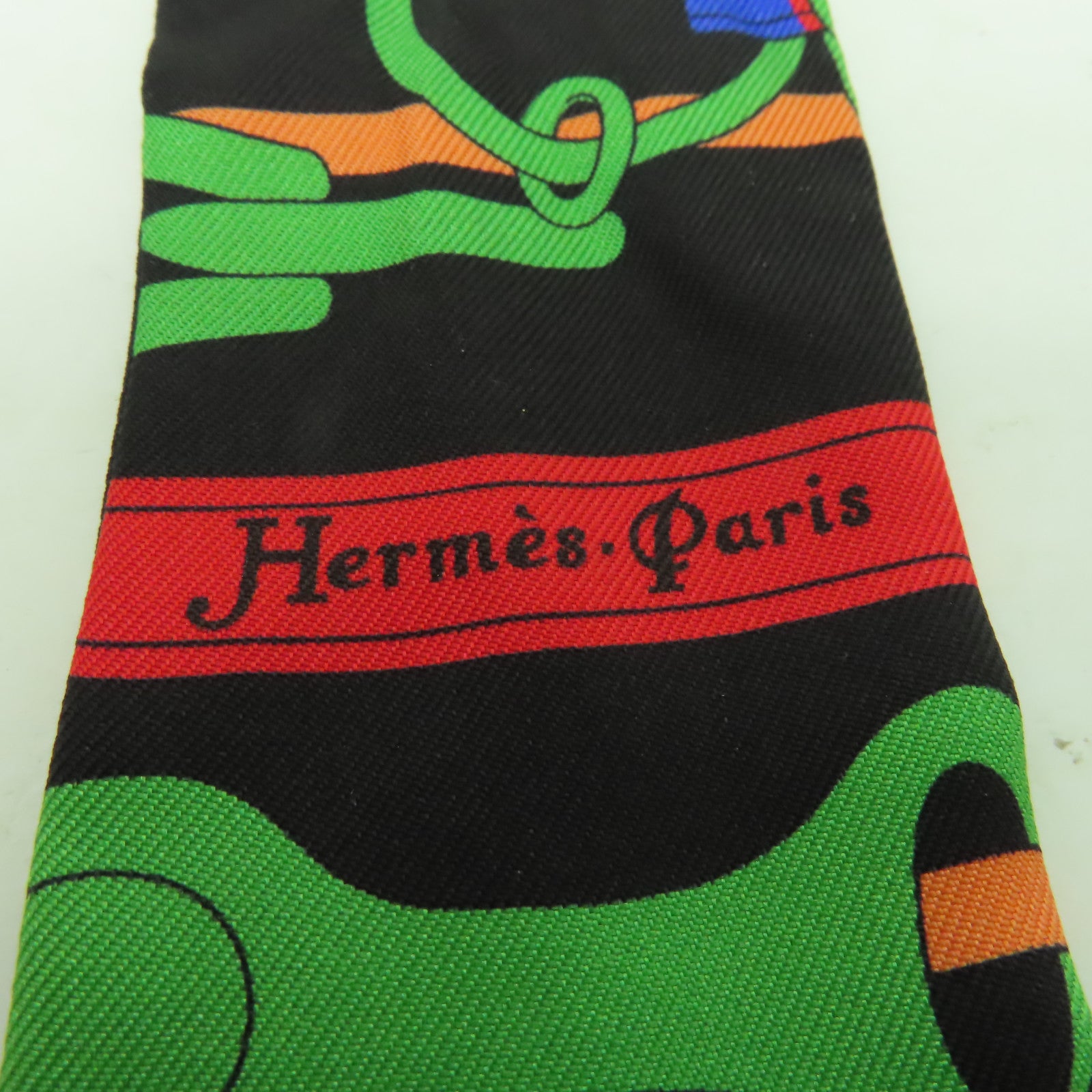 HERMES 絲質Fringe Twilly絲巾黒色/彩色