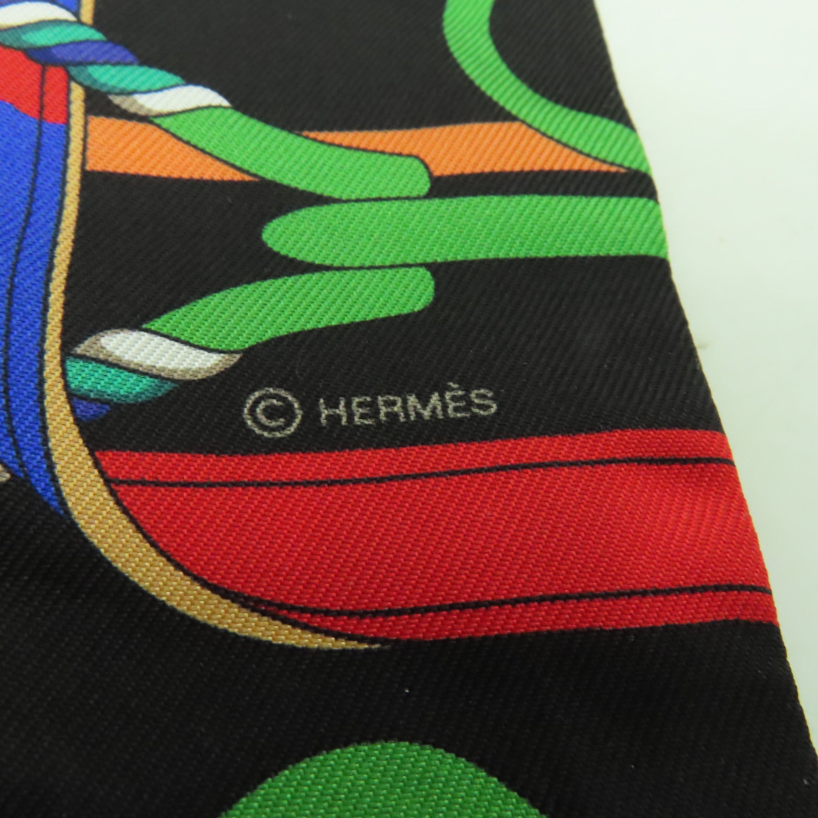HERMES 絲質Fringe Twilly絲巾黒色/彩色