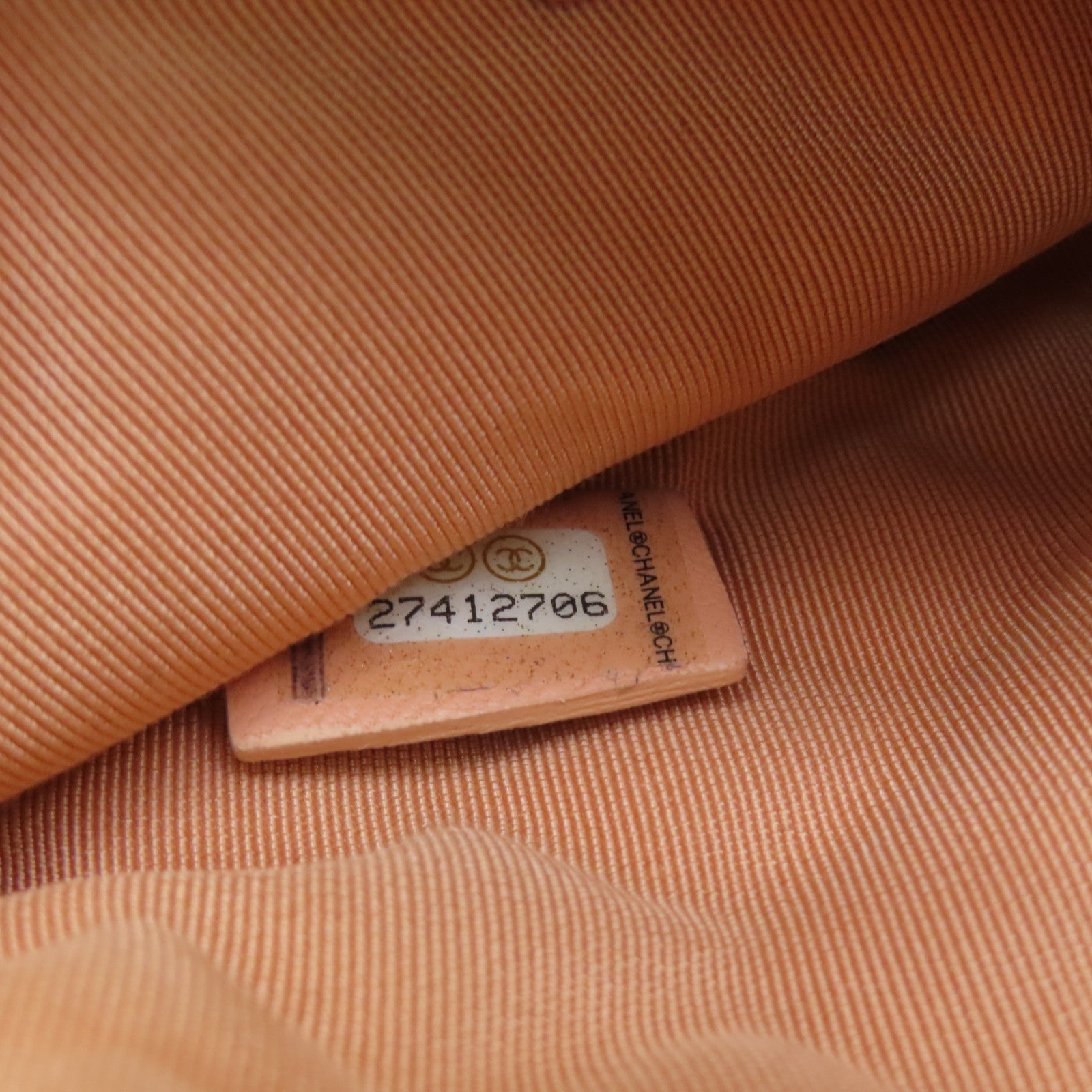 CHANEL 菱格羊皮皮革Mini Pouch銀扣手拿包粉紅色