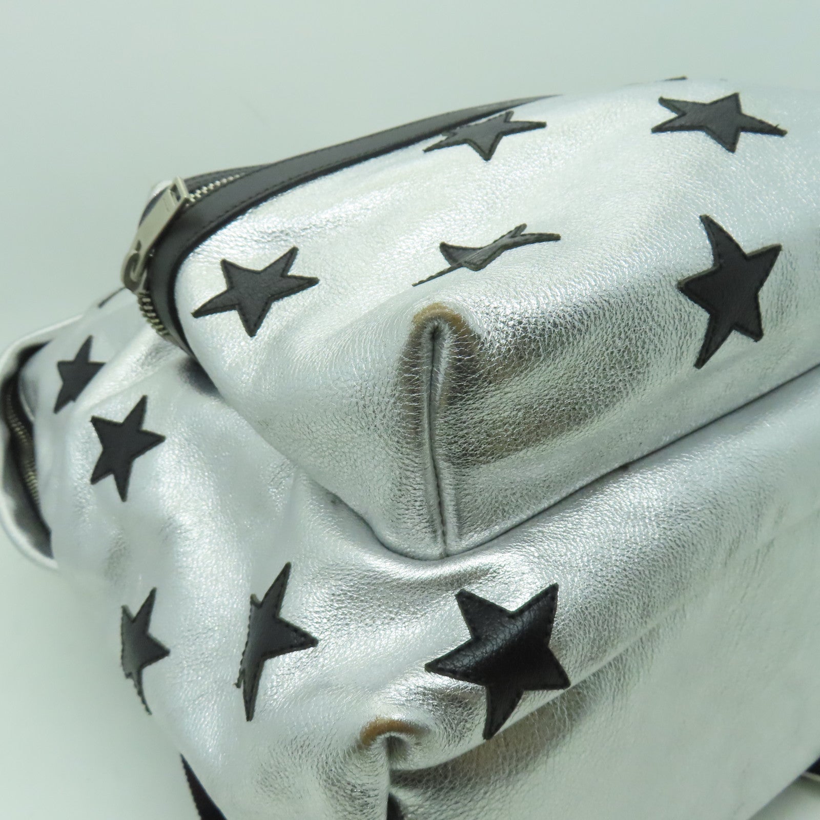 SAINT LAURENT 牛皮皮革Backpack銀扣背包銀色/黑色