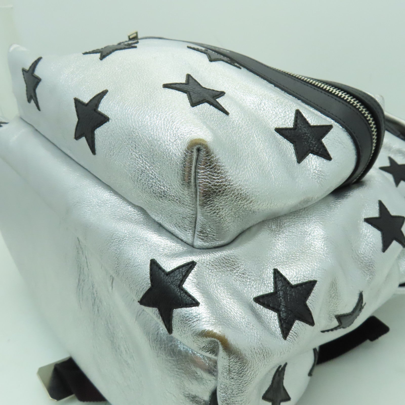 SAINT LAURENT 牛皮皮革Backpack銀扣背包銀色/黑色
