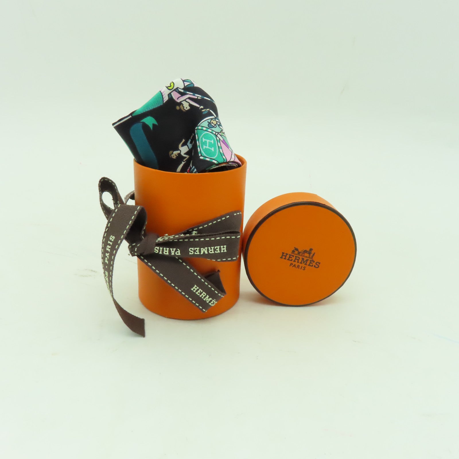 HERMES 絲質Twilly絲巾黒色/彩色