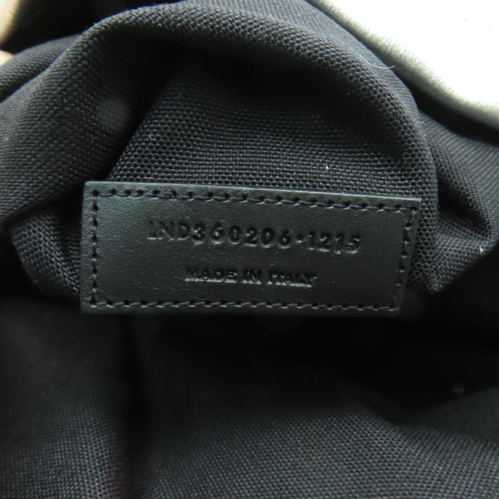 SAINT LAURENT 牛皮皮革Backpack銀扣背包銀色/黑色