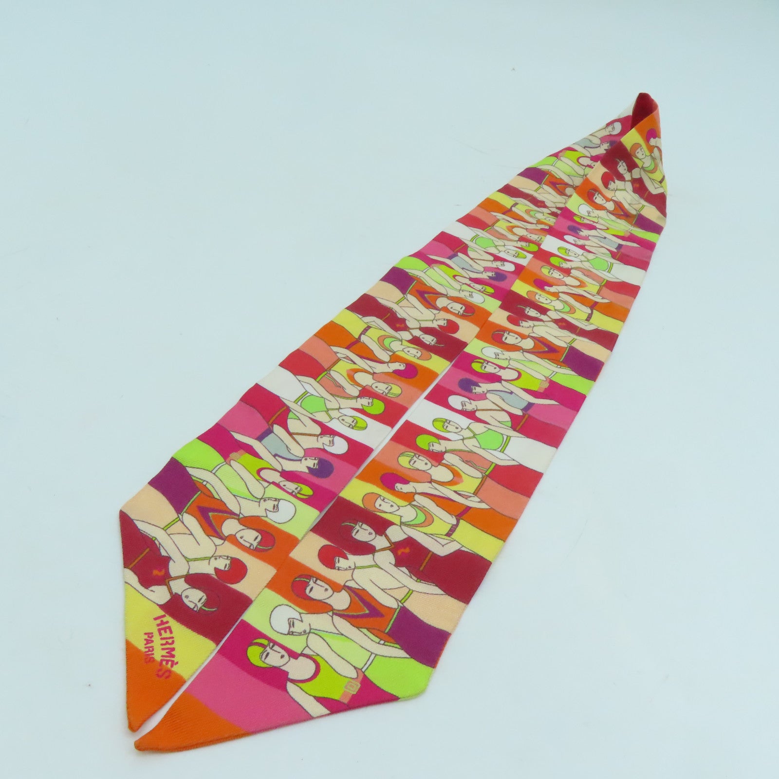 HERMES Silk Twilly Scarf Red/Color