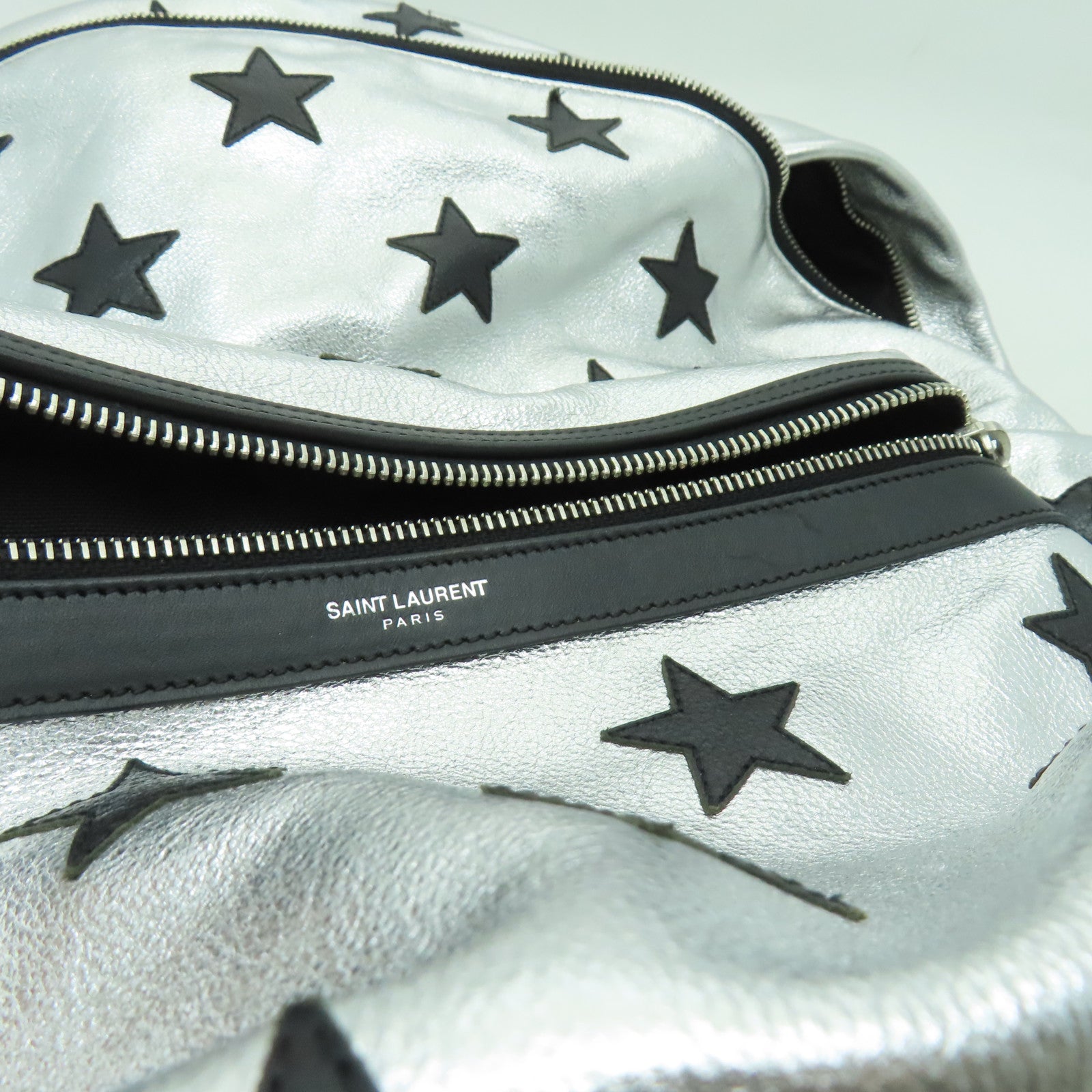 SAINT LAURENT 牛皮皮革Backpack銀扣背包銀色/黑色