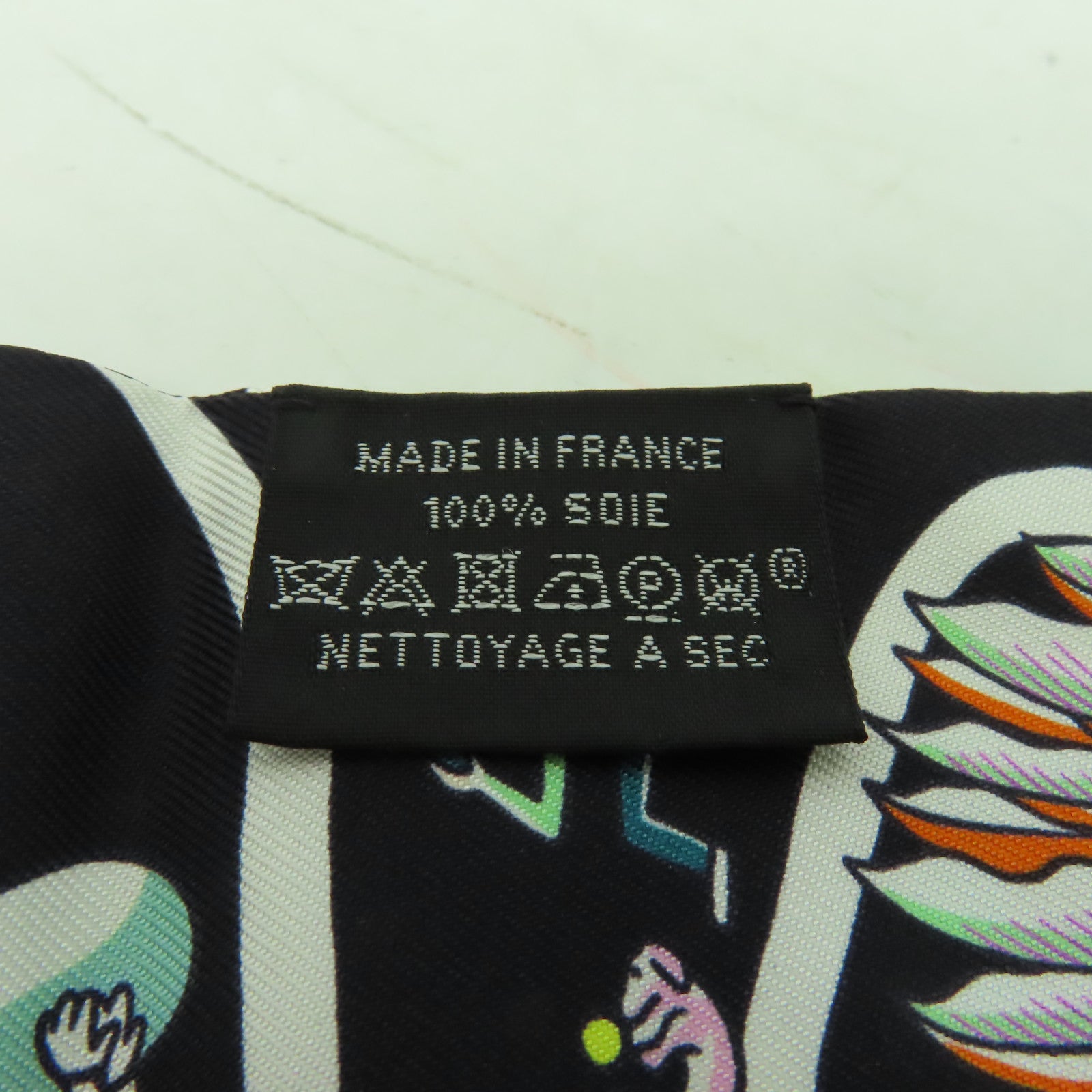 HERMES 絲質Twilly絲巾黒色/彩色
