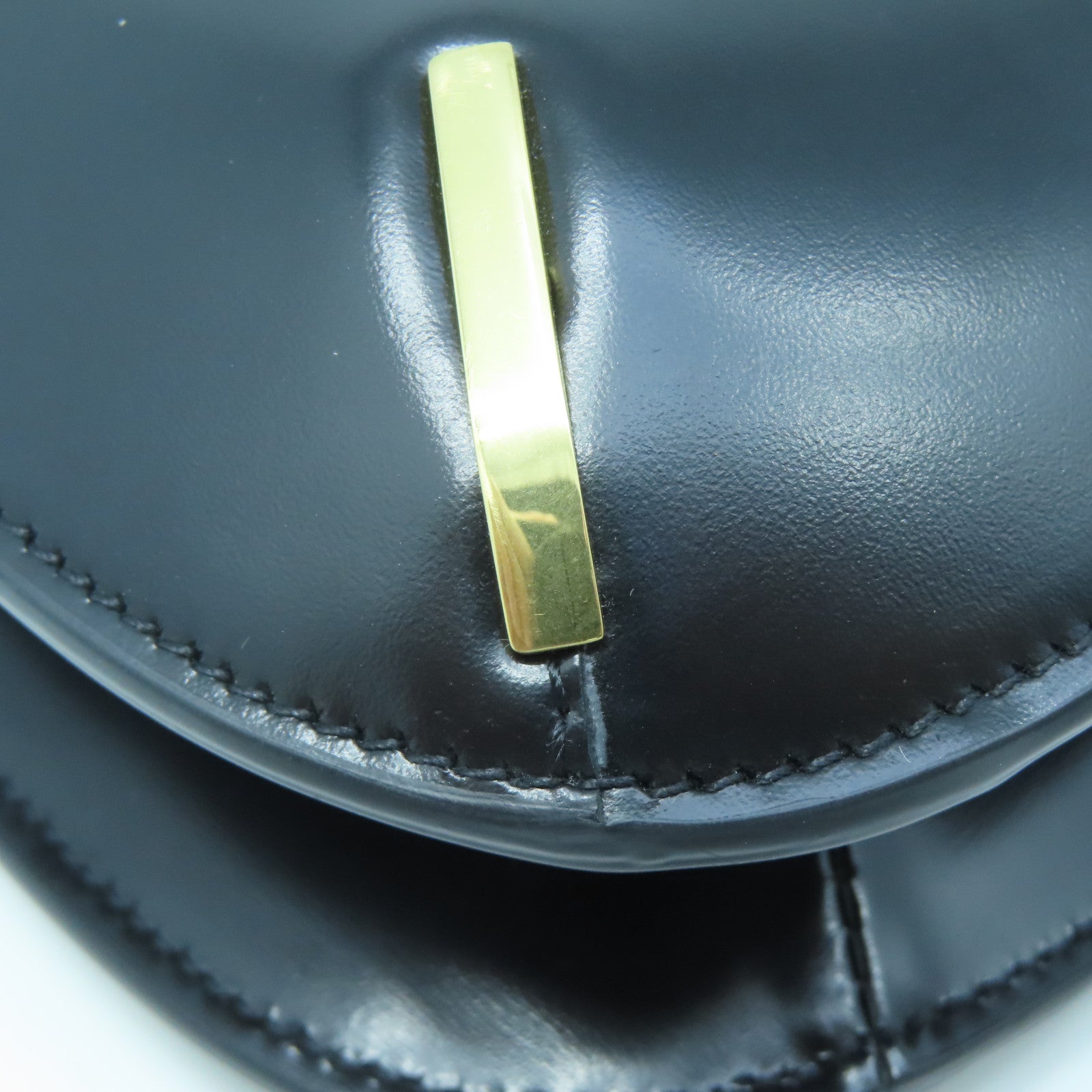 CELINE cowhide leather Shoulder Bag gold buckle chain shoulder bag black