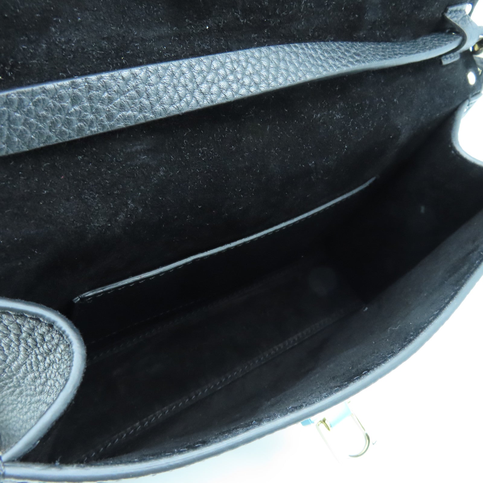 Valentino Calfskin Leather Garavani Rockstud Shoulder Bag Gold Buckle Shoulder Bag Black