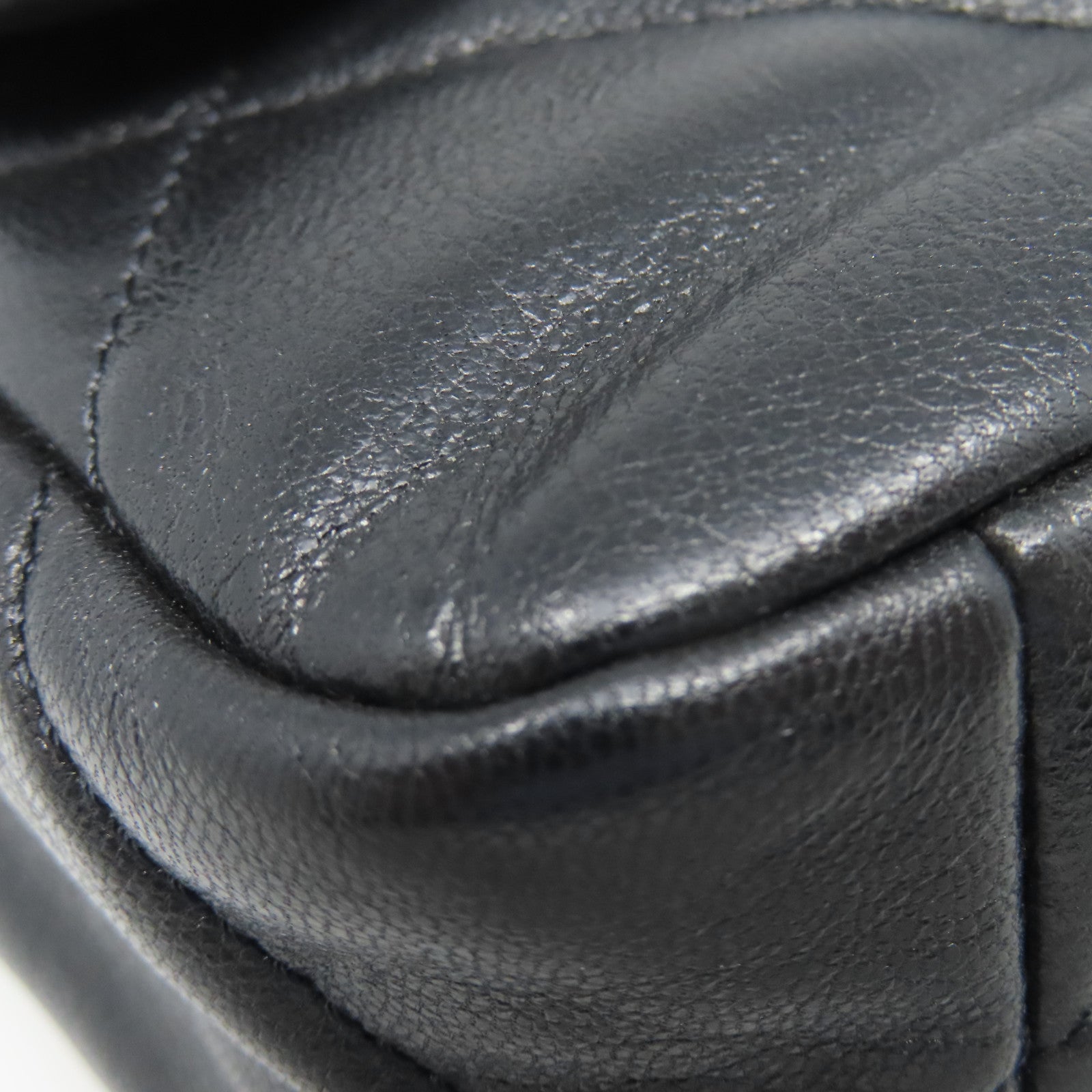 CHANEL 菱格牛皮皮革Chain Shoulder金銀扣鏈帶肩背袋黑色