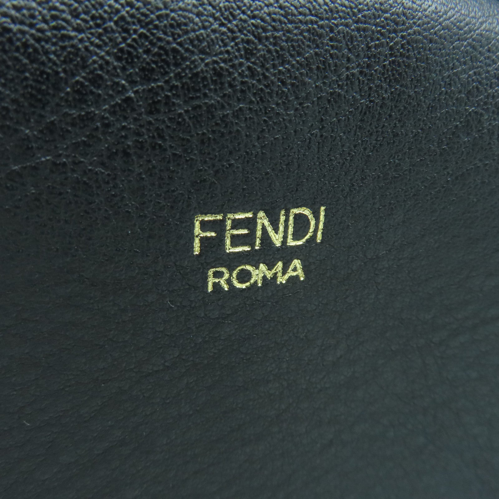 FENDI 【激減優惠】牛皮皮革Shoulder Bag金扣肩背袋黑色
