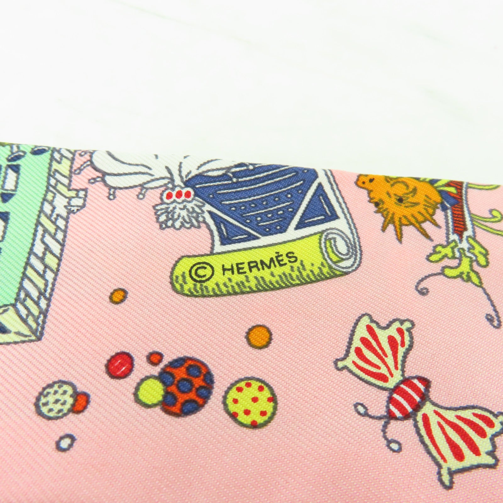 HERMES 絲質Twilly絲巾粉紅色/彩色