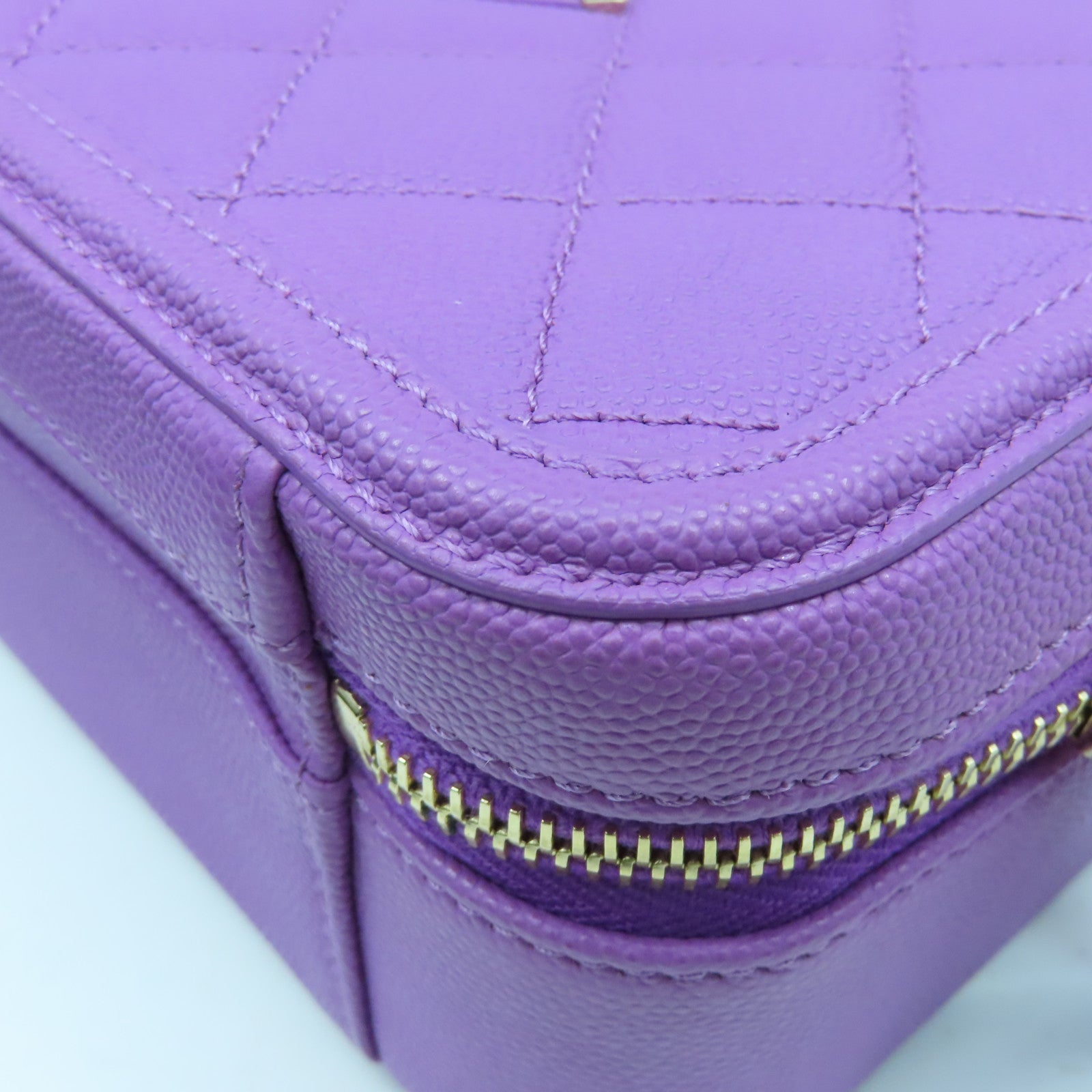 CHANEL 菱格Caviar皮革Vanity Bag金扣手挽肩背兩用袋紫色