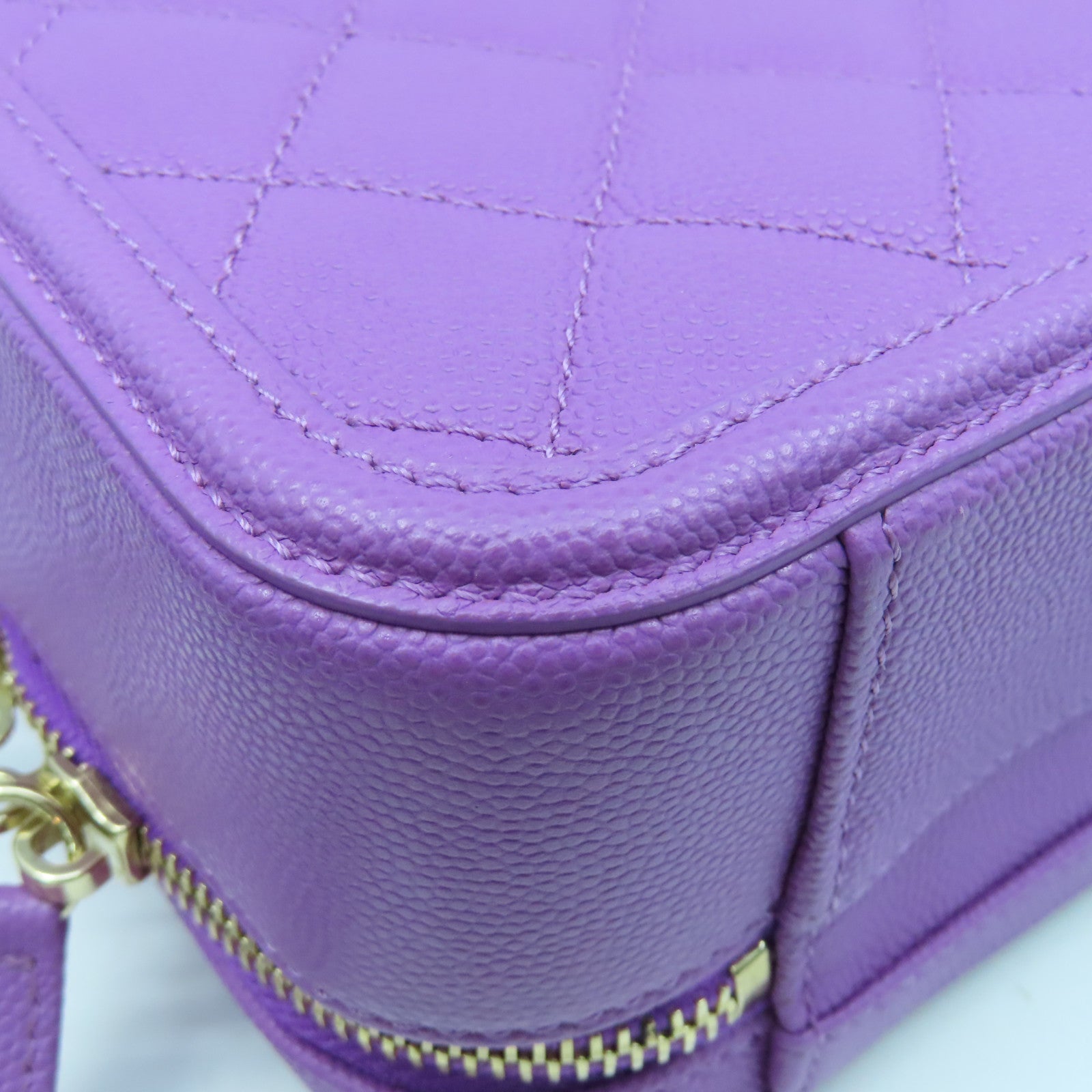 CHANEL 菱格Caviar皮革Vanity Bag金扣手挽肩背兩用袋紫色