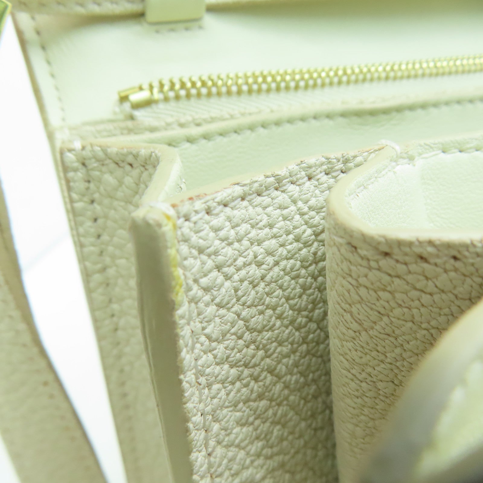 CELINE 牛皮皮革Shoulder Bag金扣肩背袋米白色