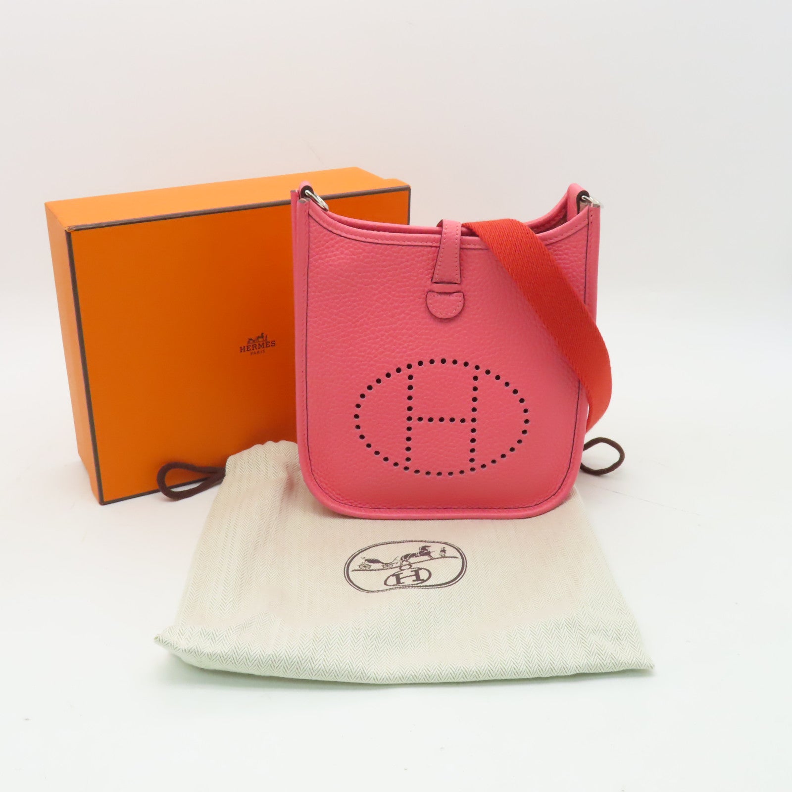 HERMES Clemence皮革Evelyne TPM銀扣肩背袋Rose Azalee杜鵑粉色
