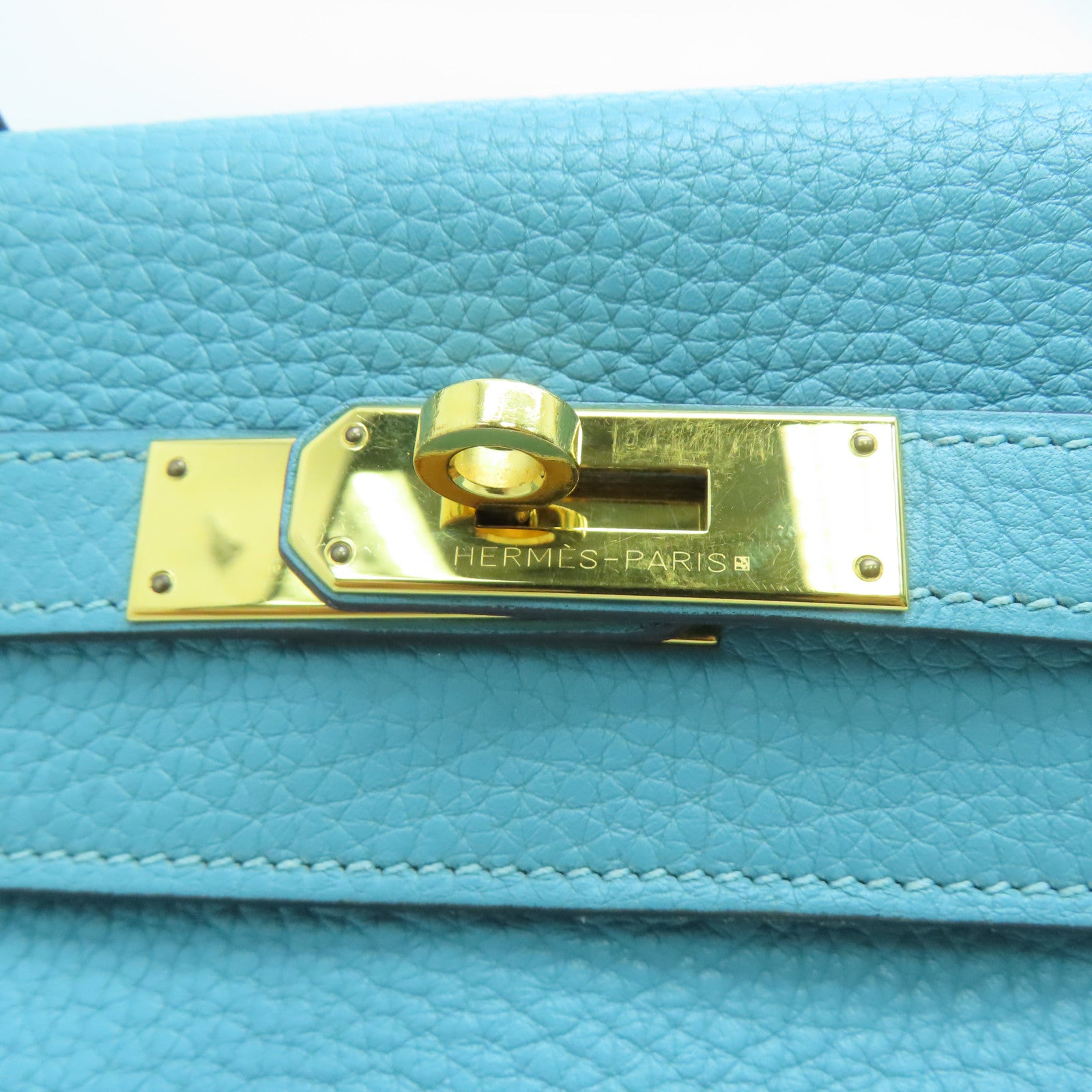 HERMES Clemence Leather Kelly 28 Gold Buckle Handle Shoulder Bag Light Blue