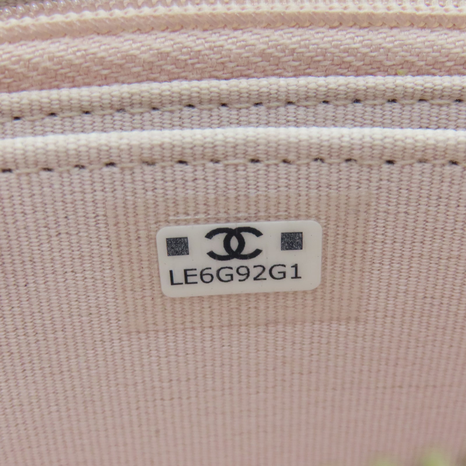 CHANEL 菱格Caviar皮革Card Case金扣卡片套粉紅色