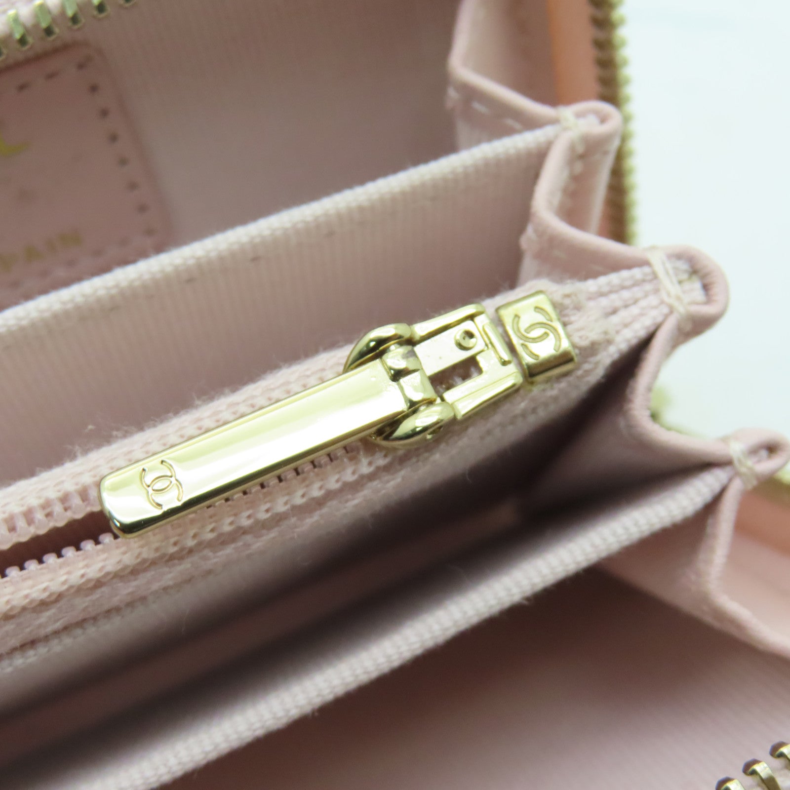 CHANEL 菱格Caviar皮革Card Case金扣卡片套粉紅色