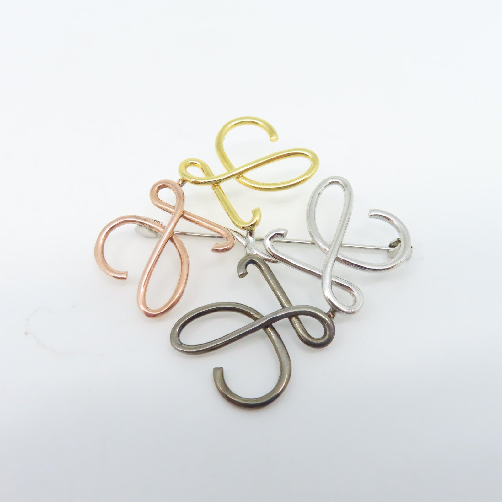 LOEWE 金屬Brooch胸針多色