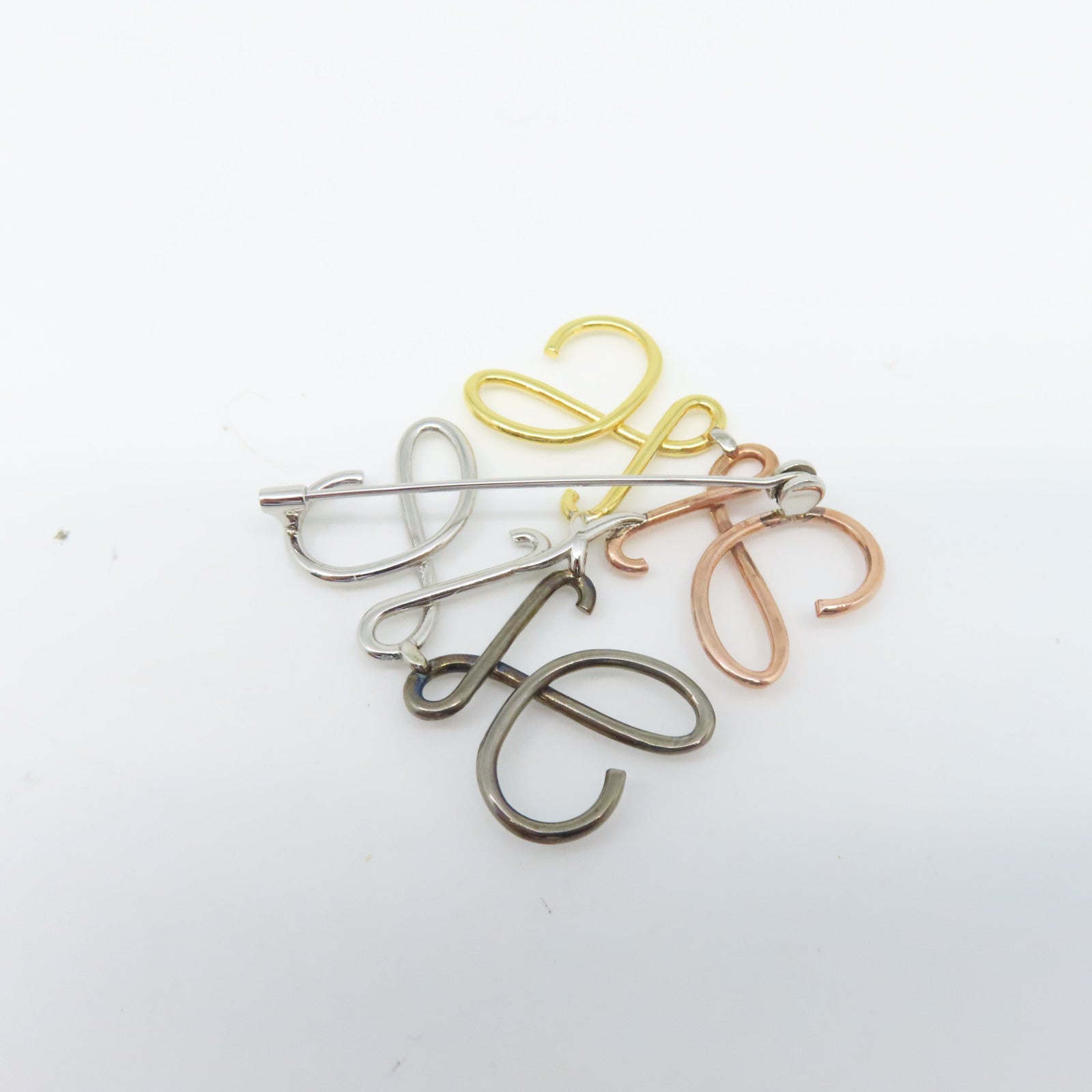 LOEWE 金屬Brooch胸針多色
