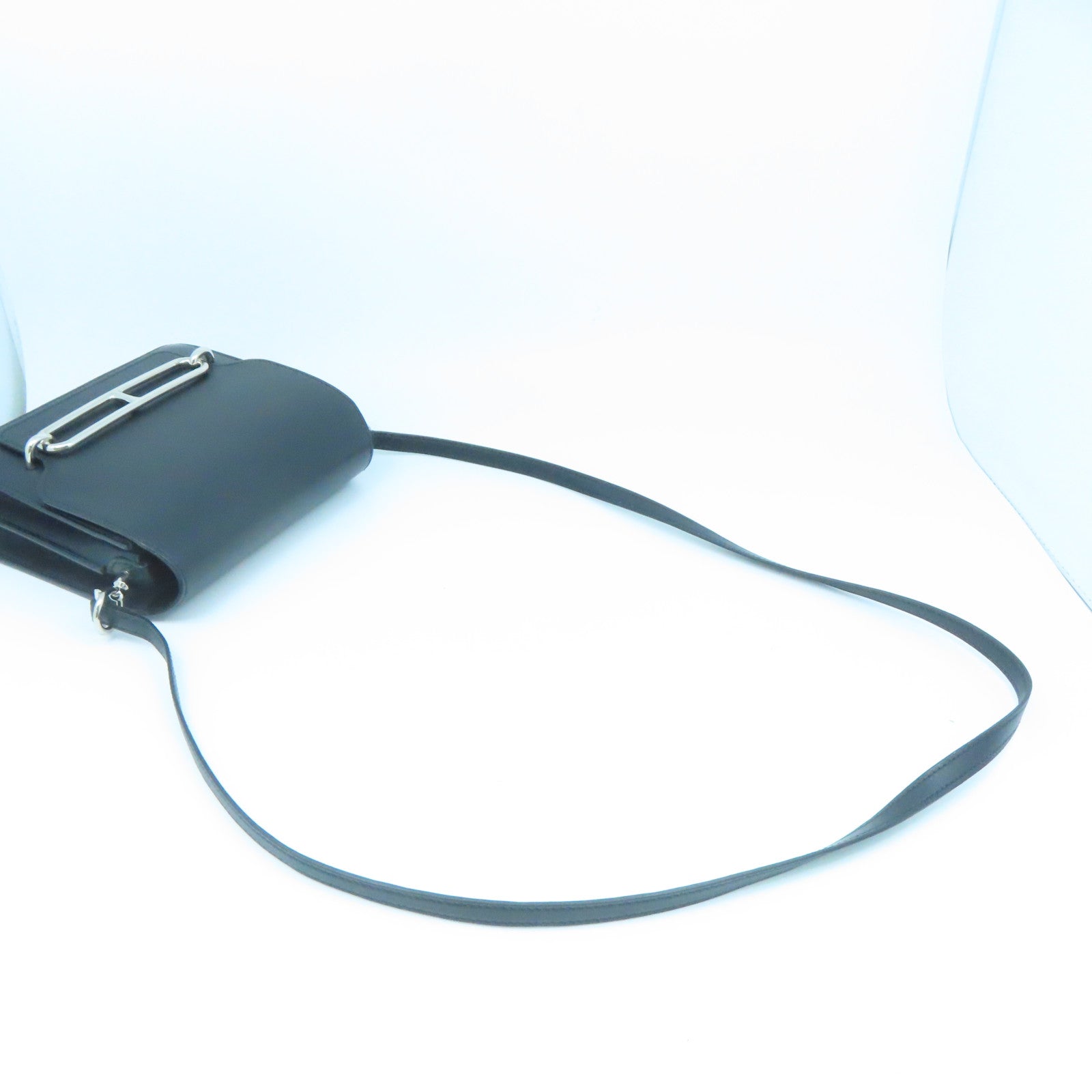 HERMES Swift皮革Mini Roulis銀扣肩背袋黑色