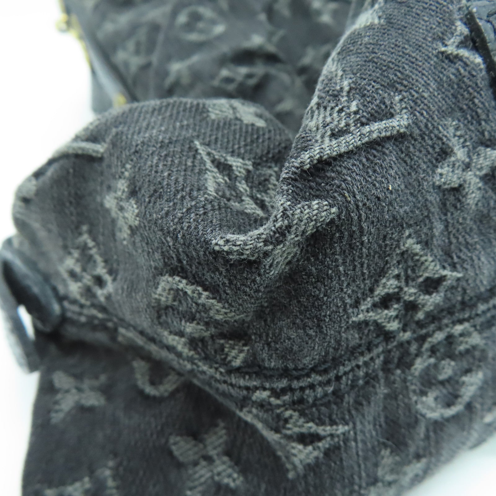 LOUIS VUITTON 【激減優惠】Monogram Denim Neo Cabby MM金扣手挽肩背兩用袋黑色