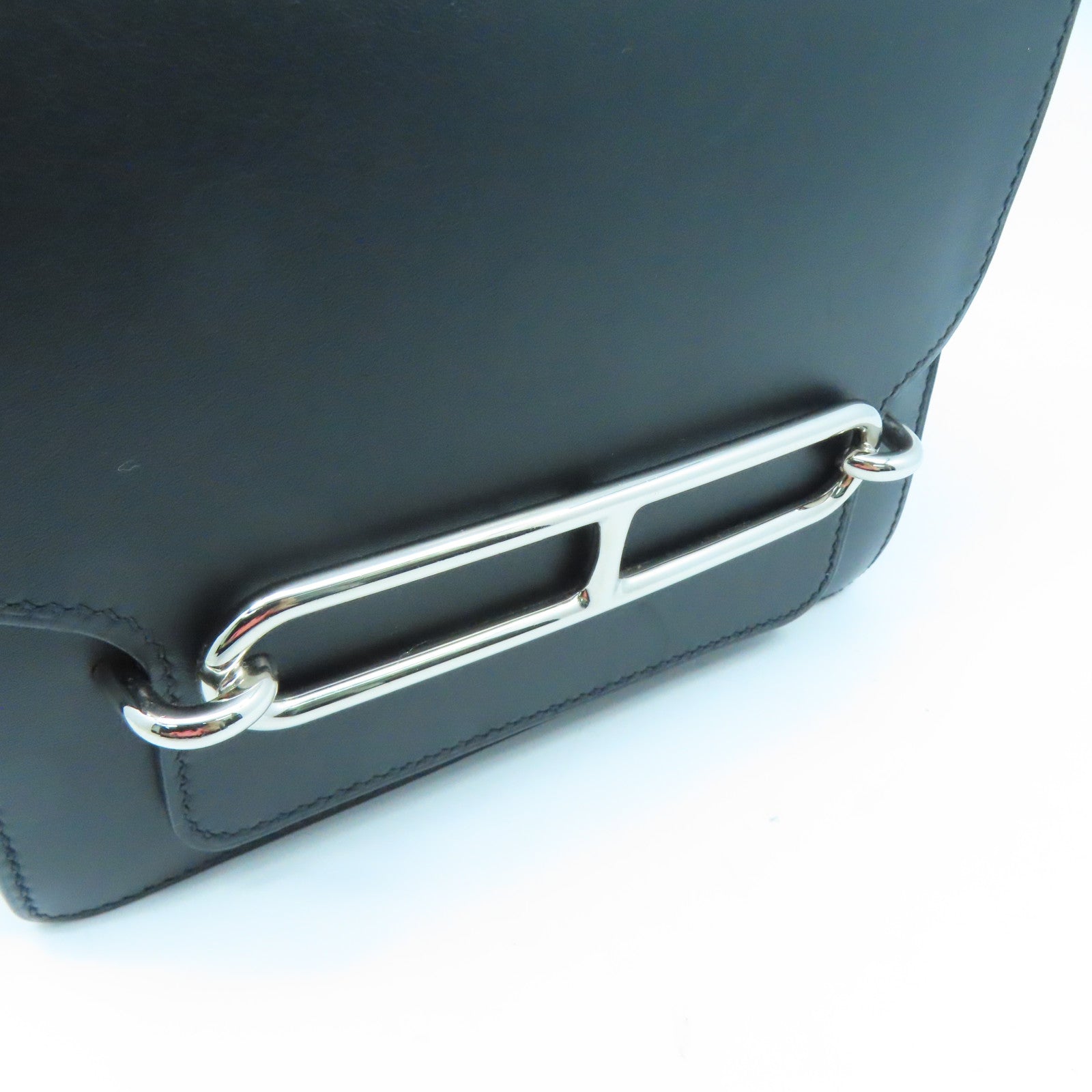 HERMES Swift皮革Mini Roulis銀扣肩背袋黑色
