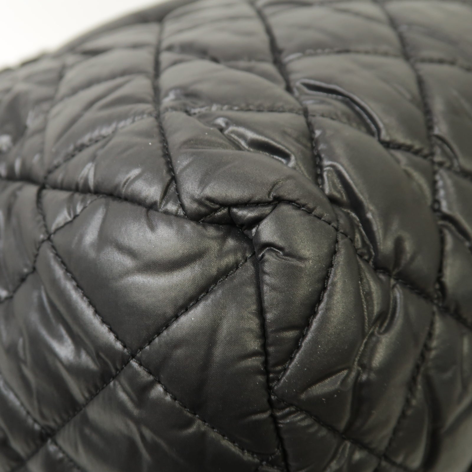 CHANEL 尼龍Coco Cocoon銀扣肩背袋黒色