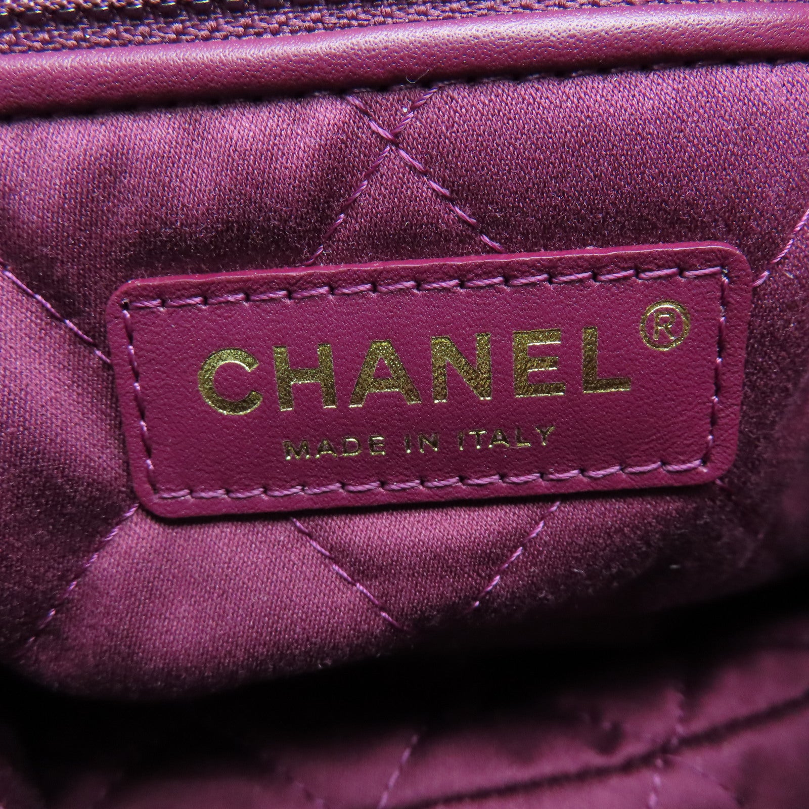 CHANEL 菱格羊皮皮革Chain Shoulder金扣链带肩背袋酒红色