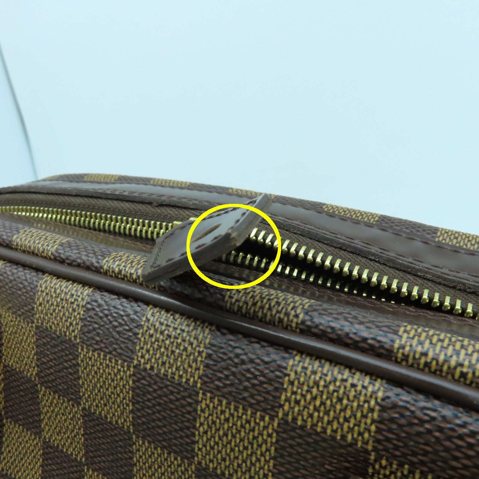 LOUIS VUITTON Damier Duomo金扣手挽袋啡色