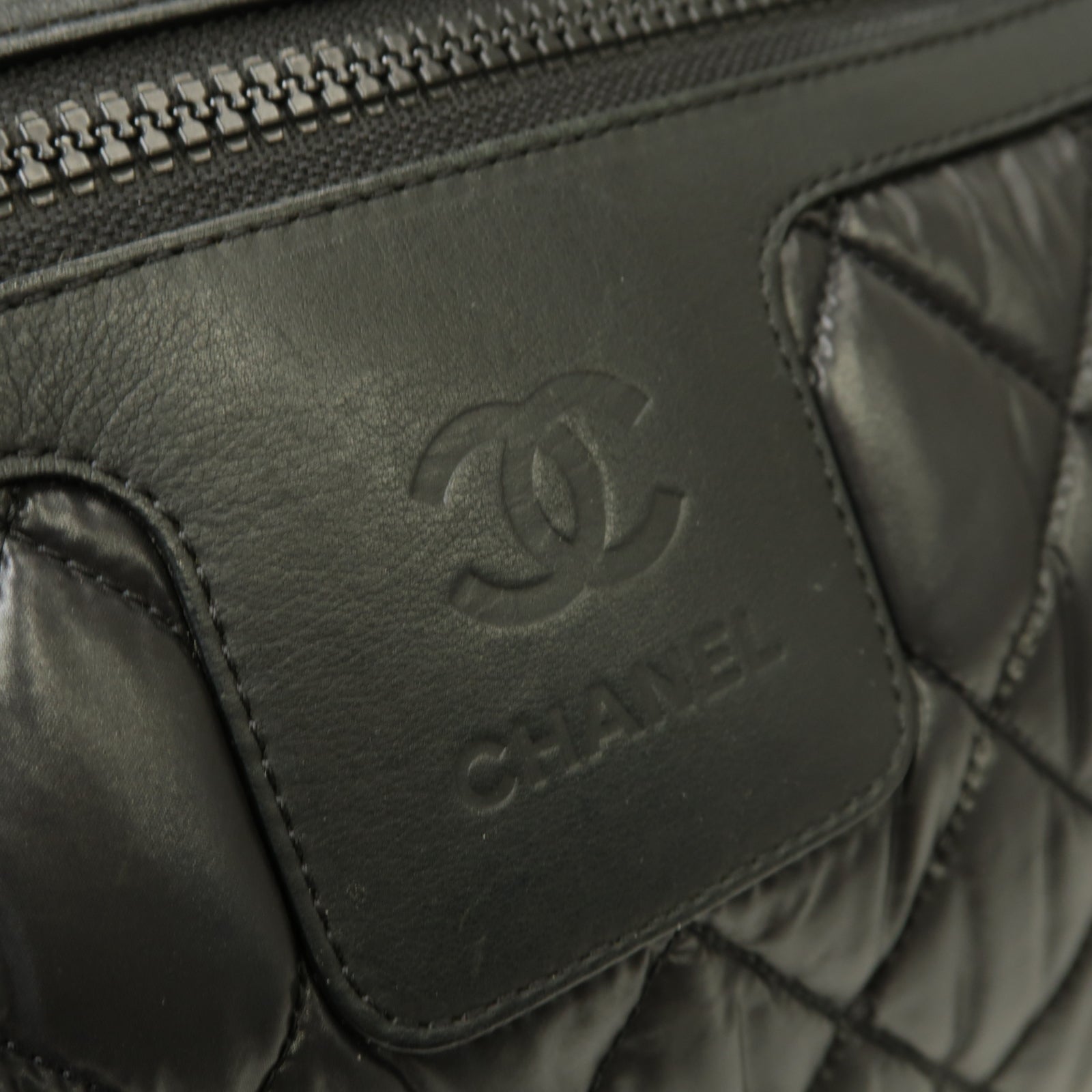 CHANEL 尼龍Coco Cocoon銀扣肩背袋黒色