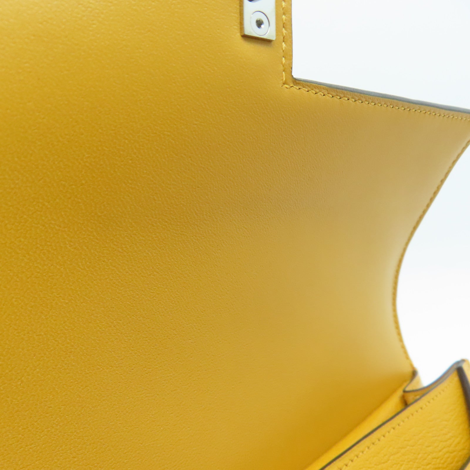 Hermes SAINT LOUIS 虎 新品未使用 HERMES TROUSSE ZIPENGO PM GOLD EVERCOLOR - BJ Luxury