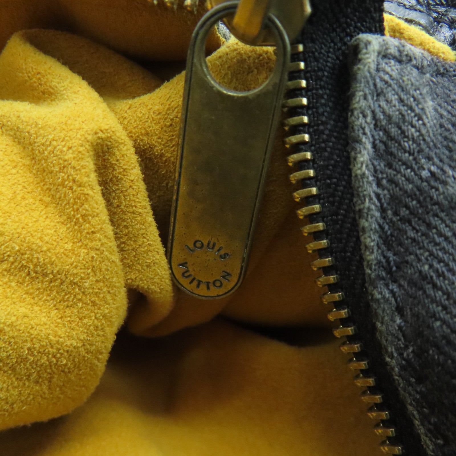LOUIS VUITTON 【激減優惠】Monogram Denim Neo Cabby MM金扣手挽肩背兩用袋黑色