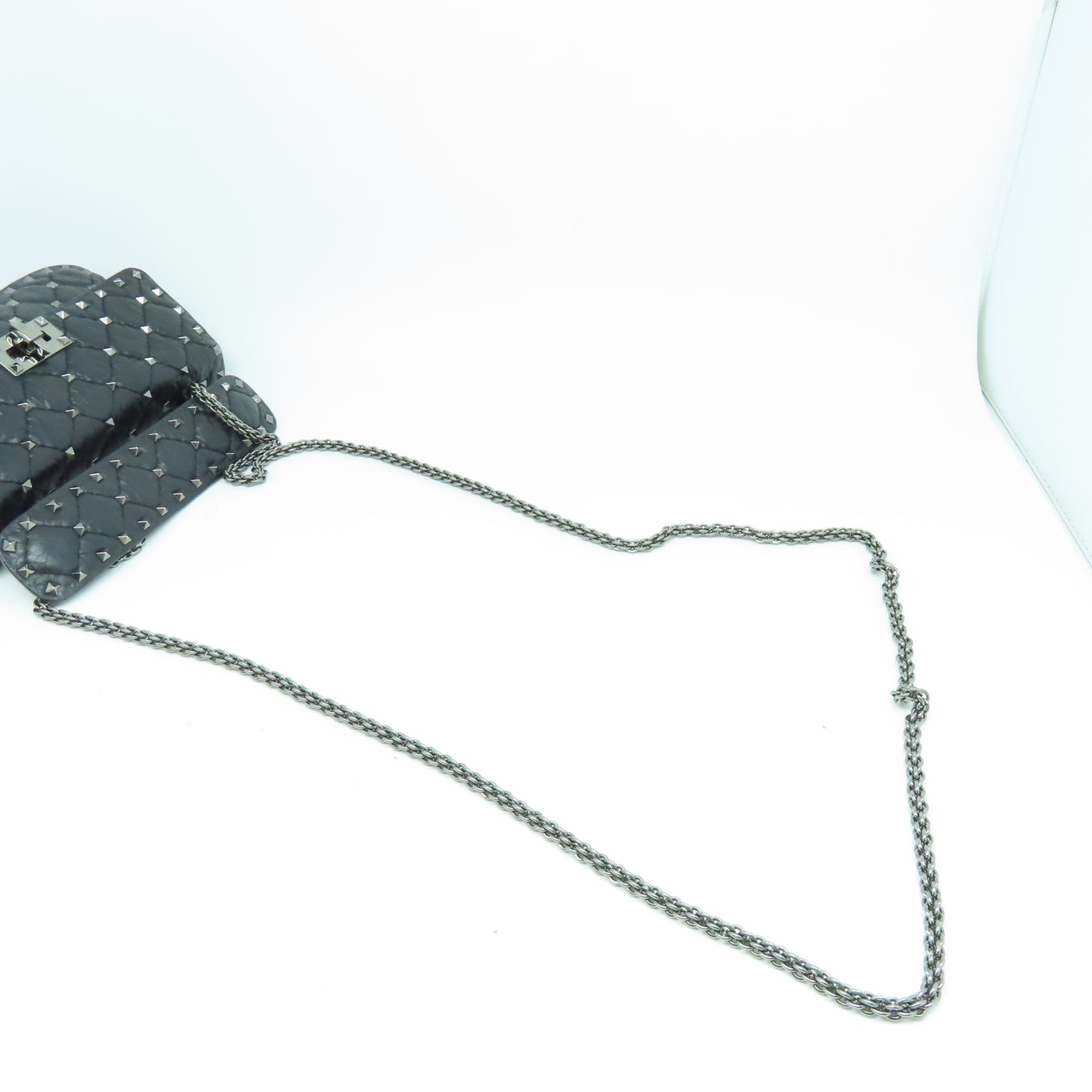 Valentino 牛皮皮革Shoulder Bag銀扣鏈帶肩背袋黑色