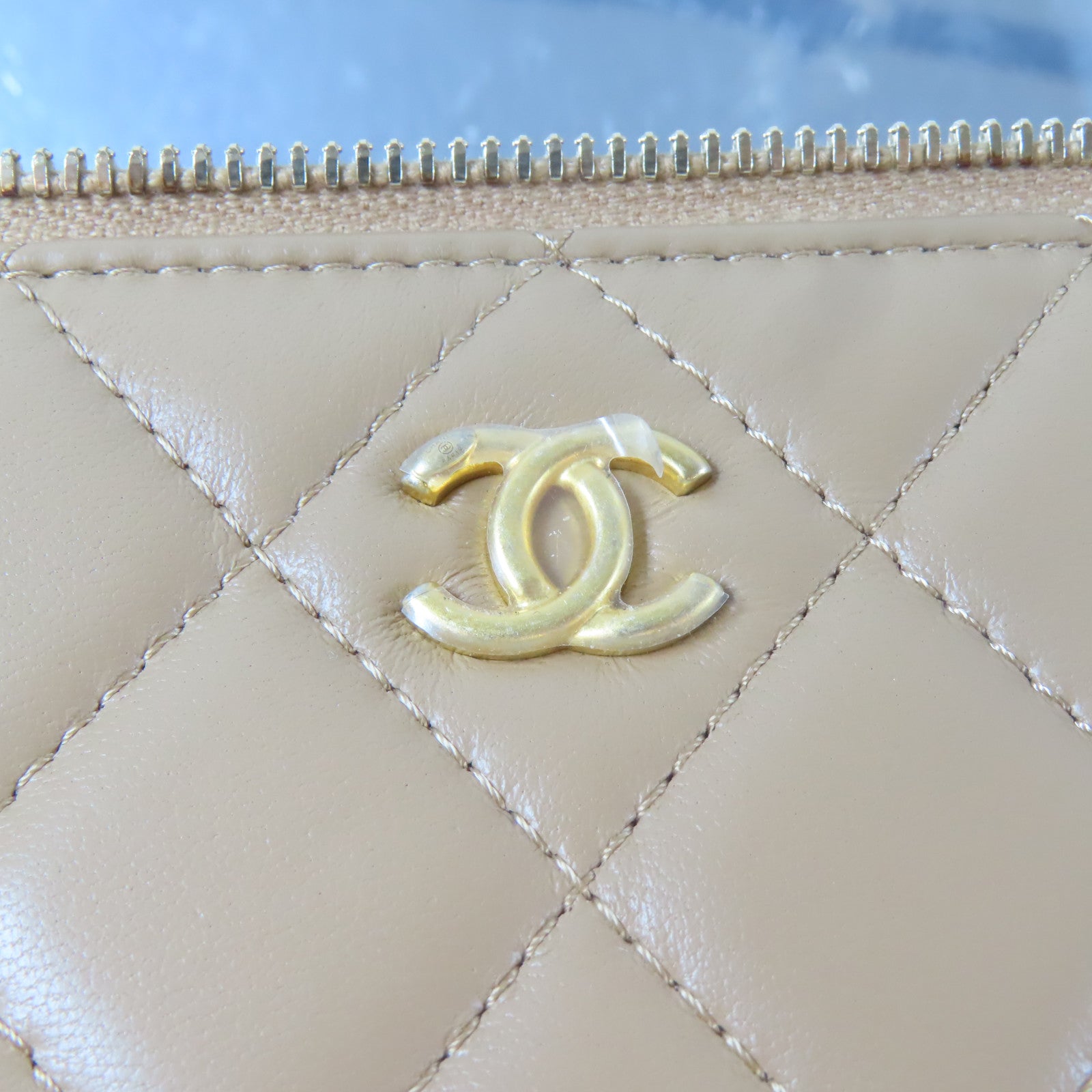 CHANEL 菱格羊皮皮革Gold Ball Small Vanity Case金扣鏈帶肩背袋褐色