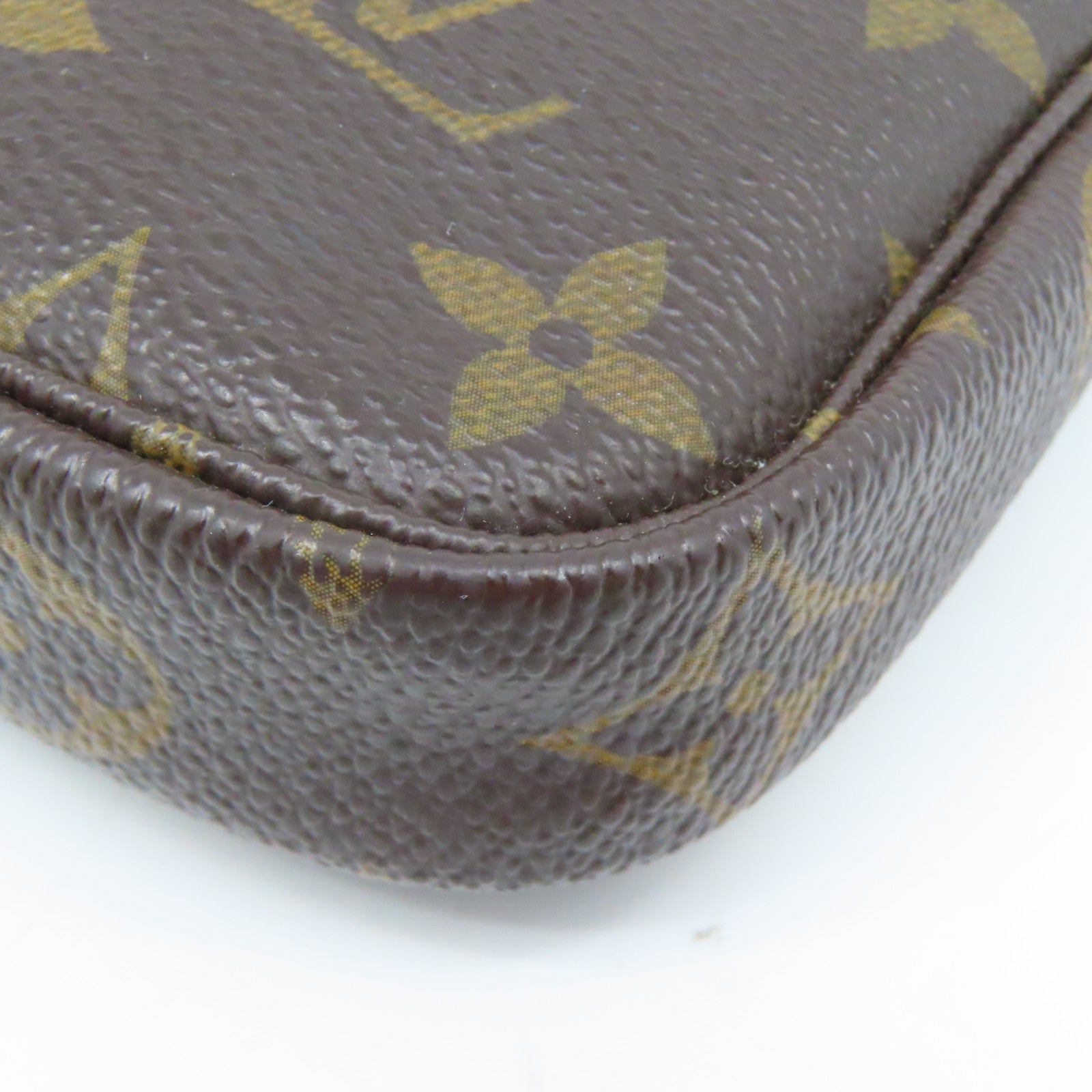 LOUIS VUITTON 【激減優惠】Monogram Mini Pochette Accessoires金扣鏈帶肩背袋啡色