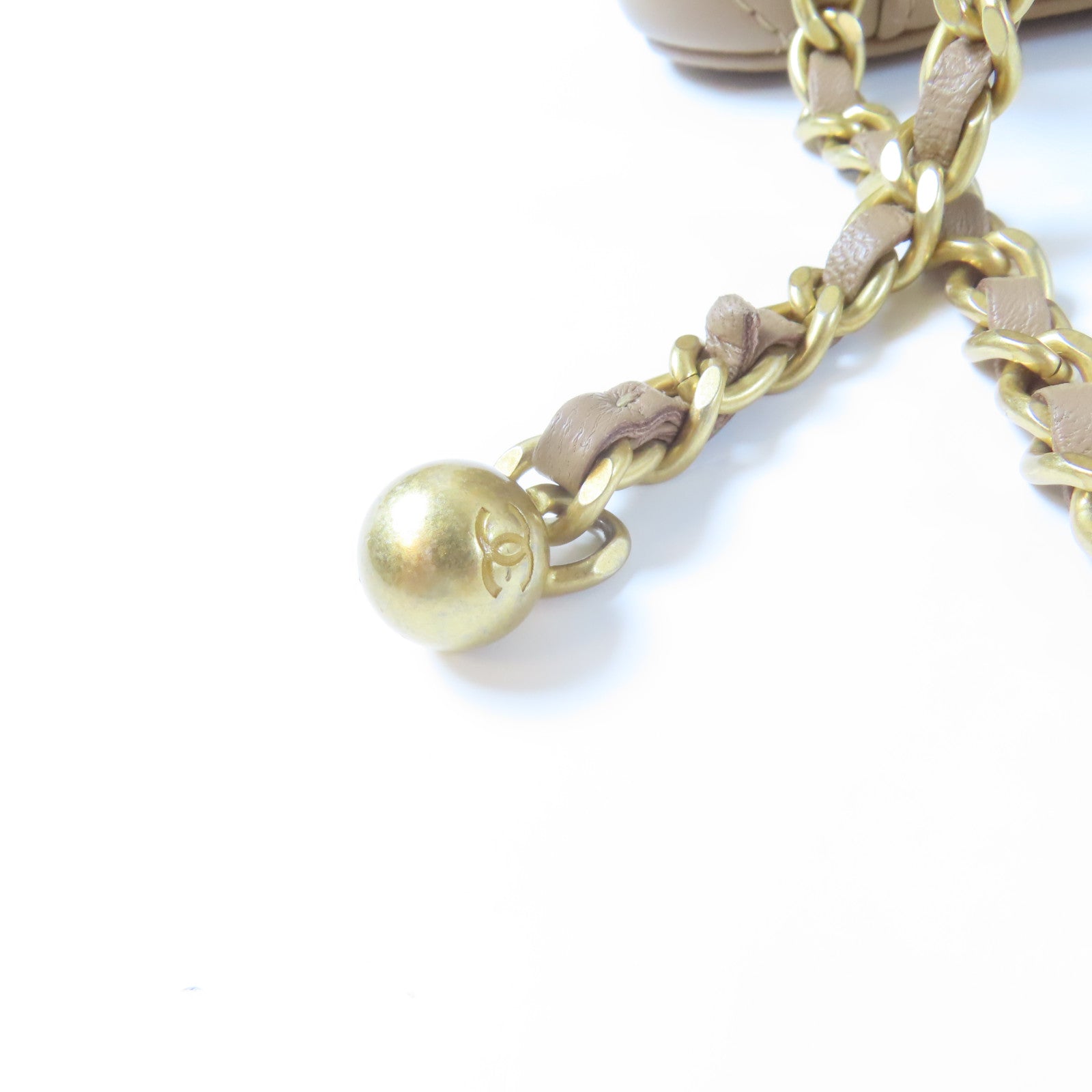 CHANEL 菱格羊皮皮革Gold Ball Small Vanity Case金扣鏈帶肩背袋褐色