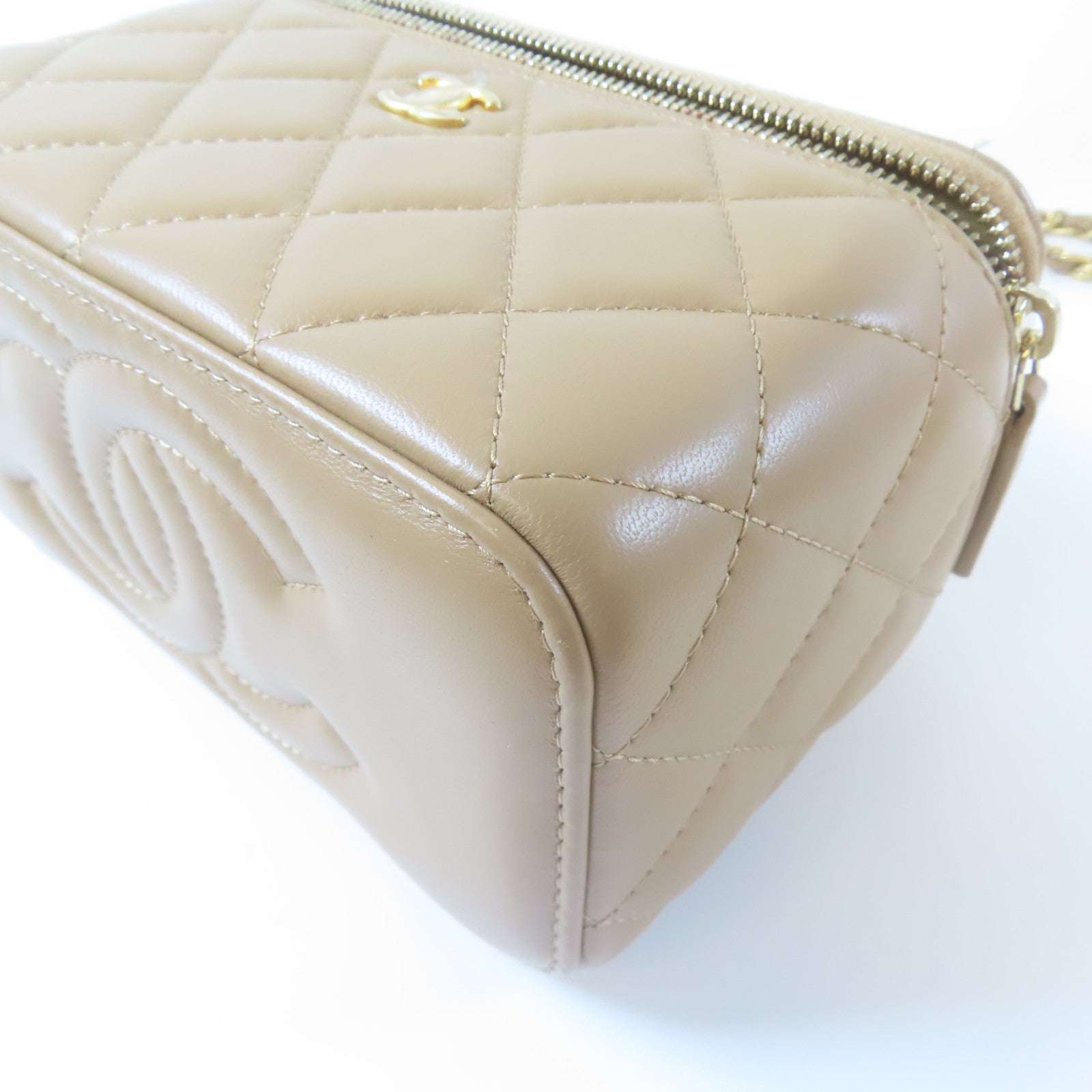 CHANEL 菱格羊皮皮革Gold Ball Small Vanity Case金扣鏈帶肩背袋褐色