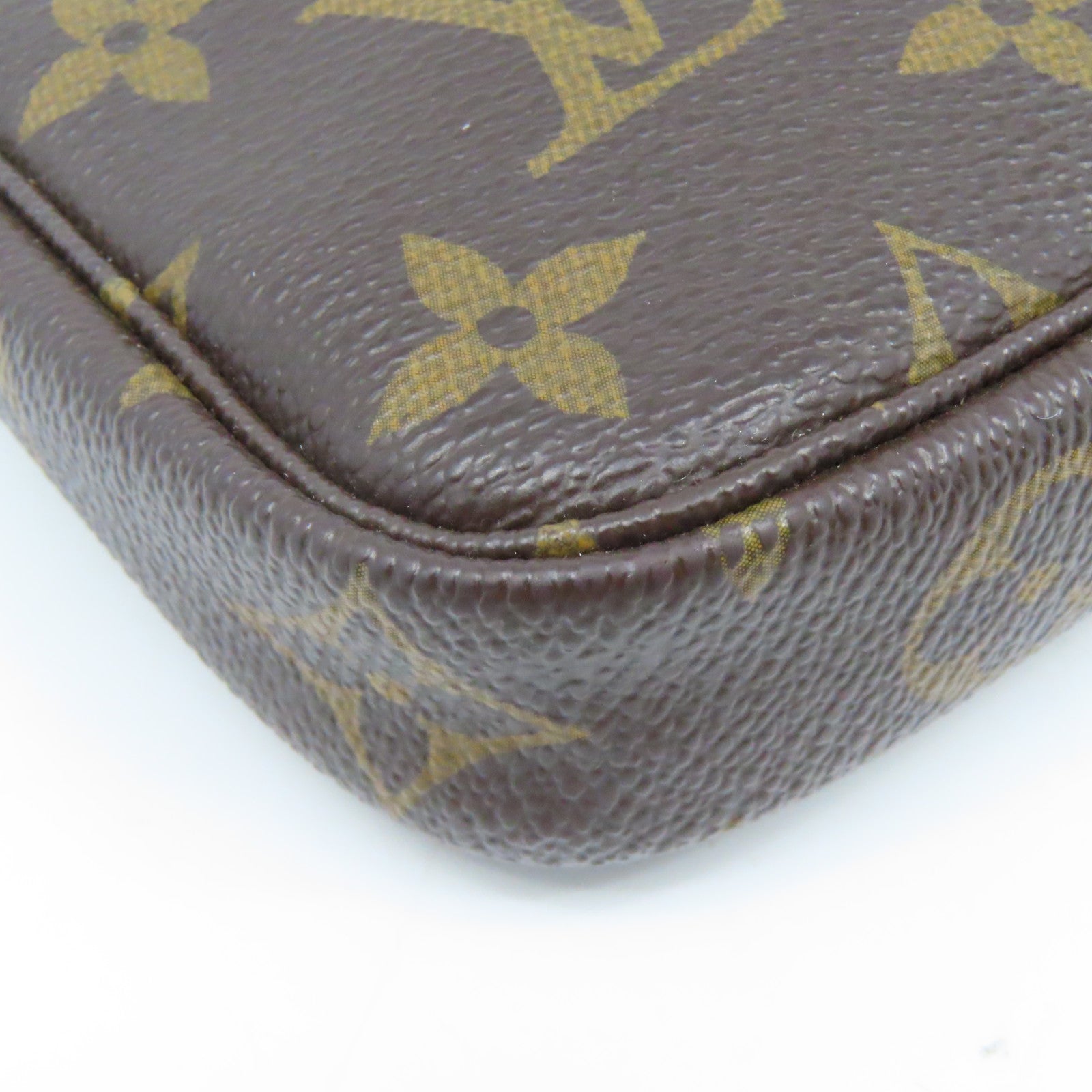 LOUIS VUITTON 【激減優惠】Monogram Mini Pochette Accessoires金扣鏈帶肩背袋啡色