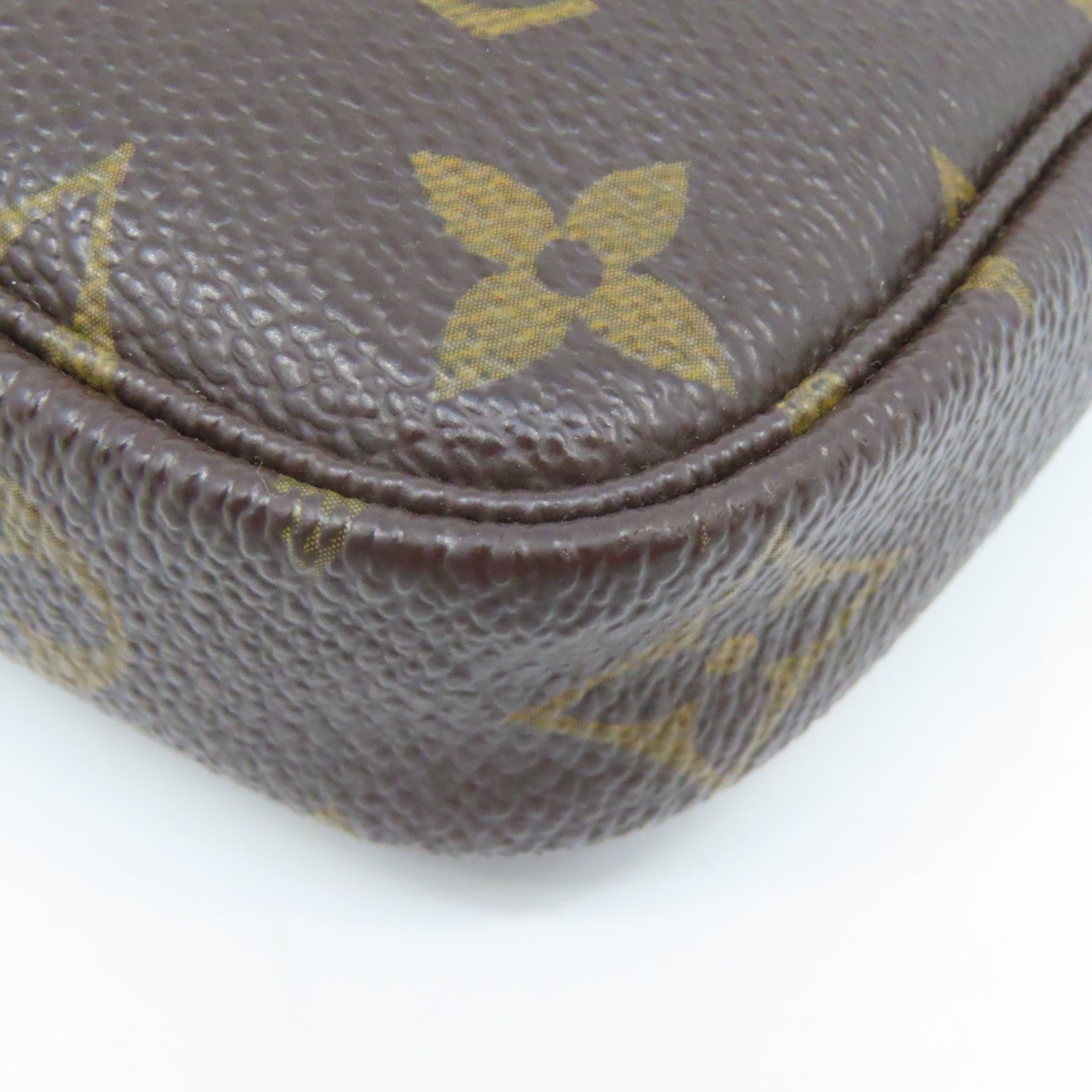 LOUIS VUITTON 【激減優惠】Monogram Mini Pochette Accessoires金扣鏈帶肩背袋啡色