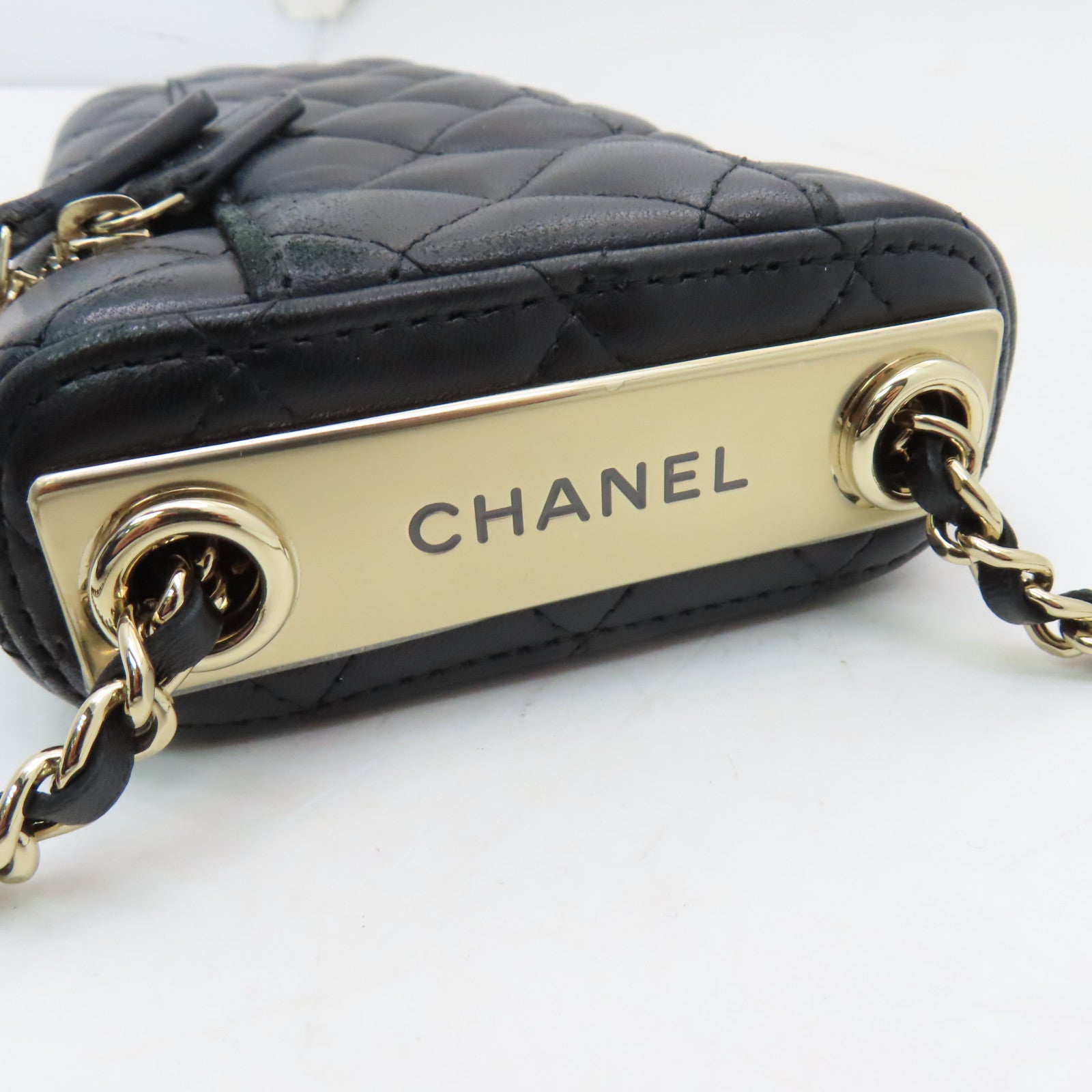 CHANEL 菱格羊皮皮革Chain Shoulder金扣鏈帶肩背袋黑色