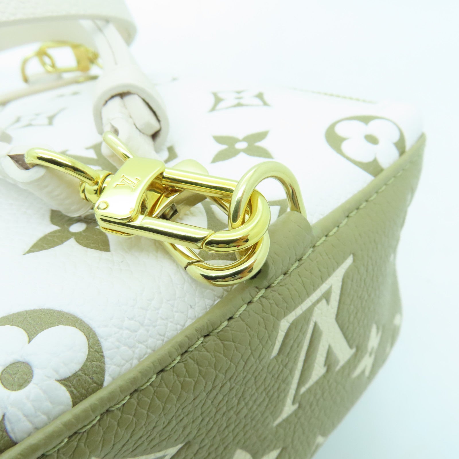 LOUIS VUITTON Monogram Empreinte Tiny Backpack金扣背包/肩背袋米色/綠色