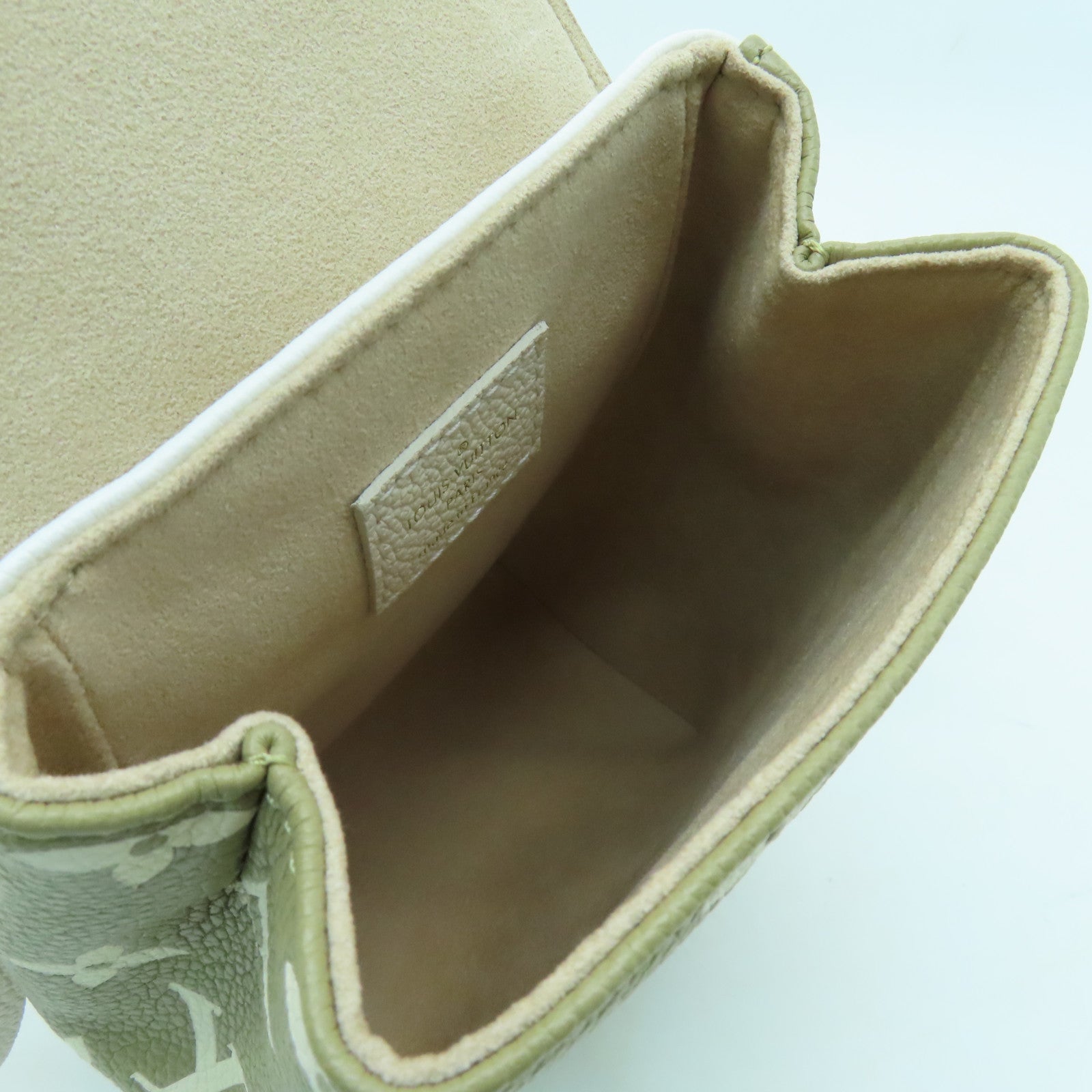 LOUIS VUITTON Monogram Empreinte Tiny Backpack金扣背包/肩背袋米色/綠色